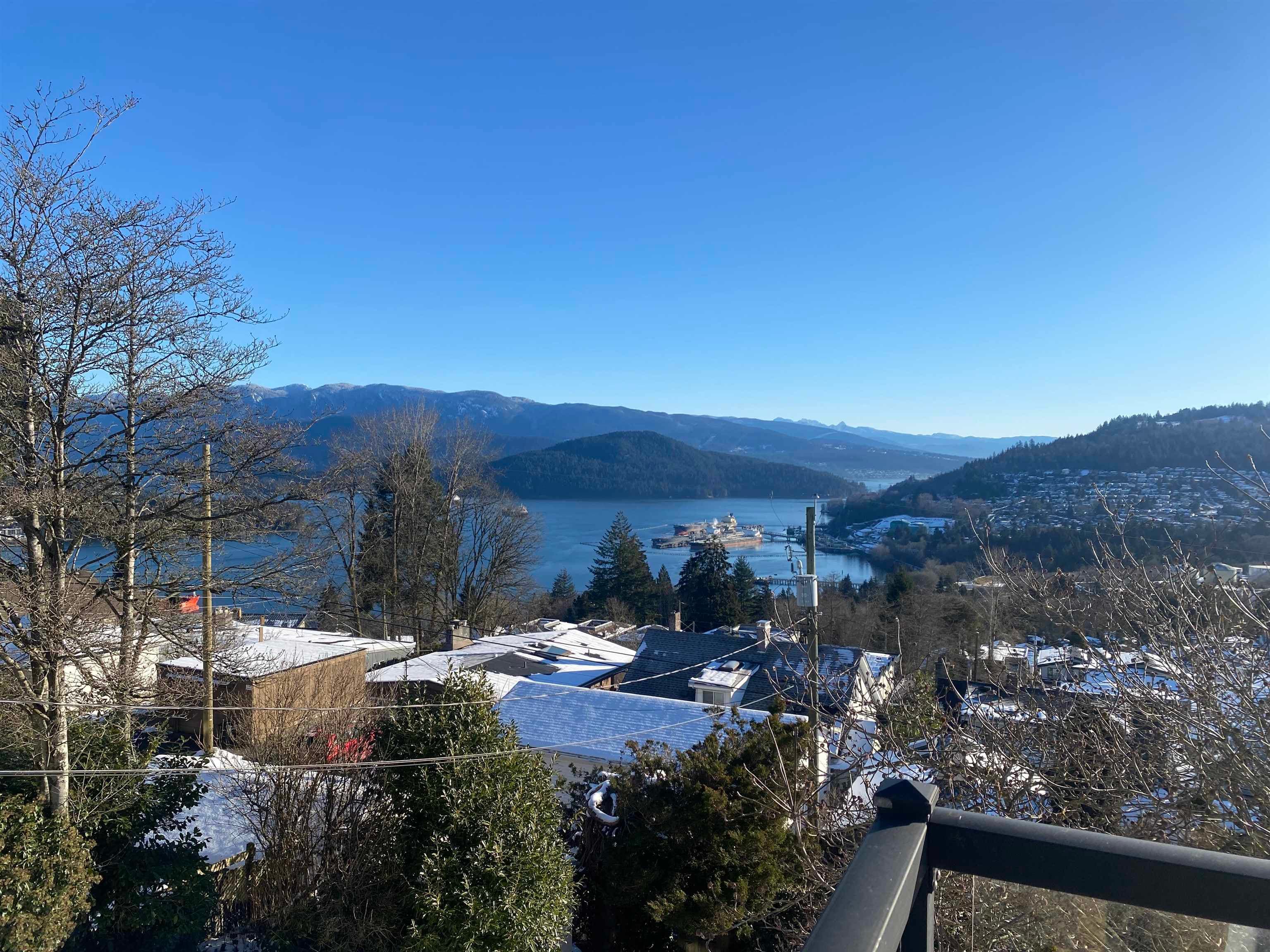 190 N Ellesmere Avenue, Burnaby