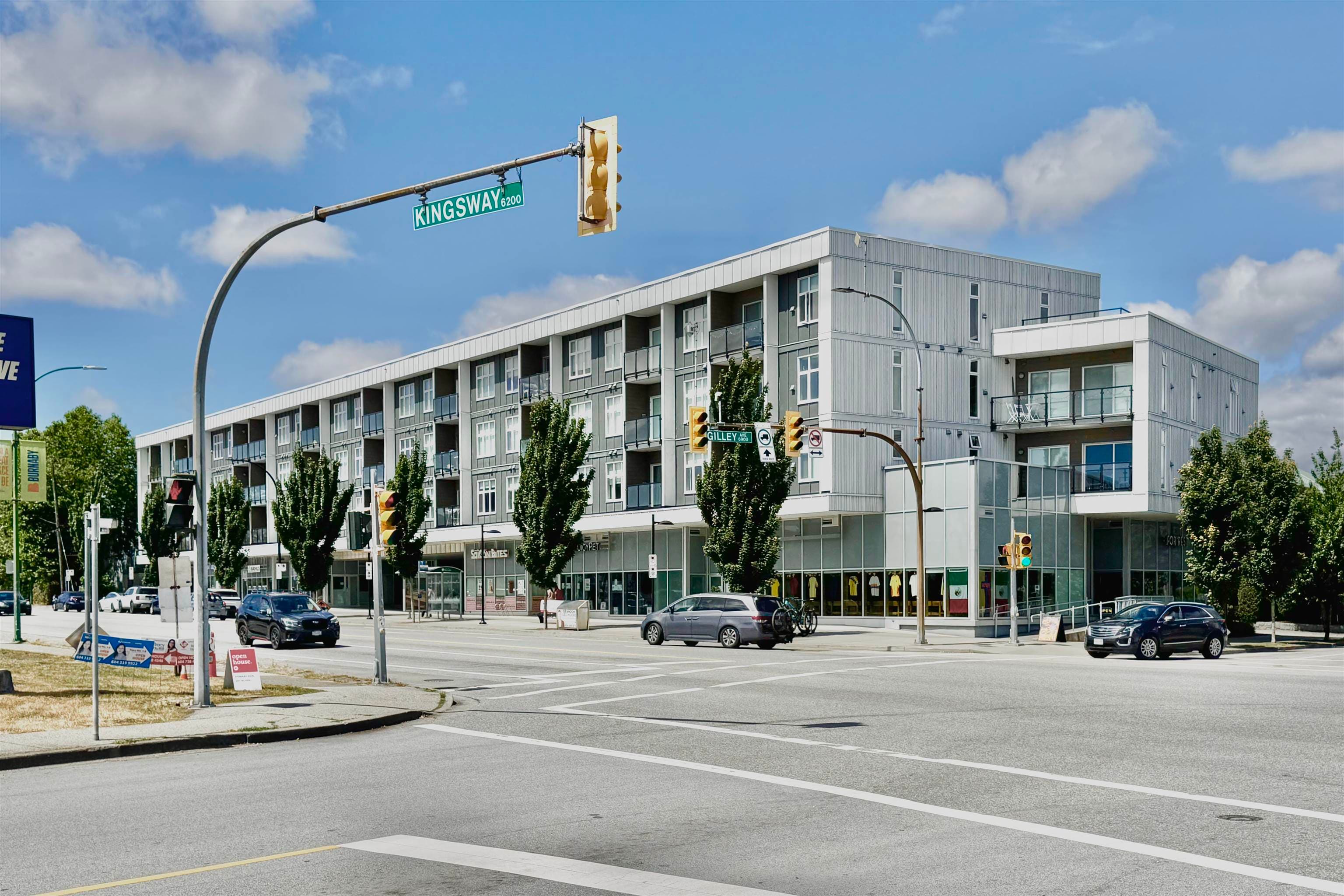 227 - 6283 Kingsway, Burnaby