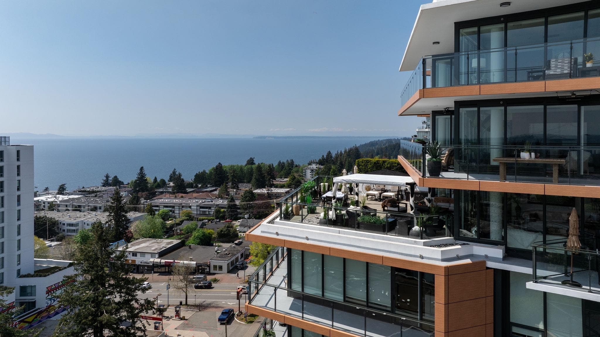 1204 - 1439 George Street, White Rock
