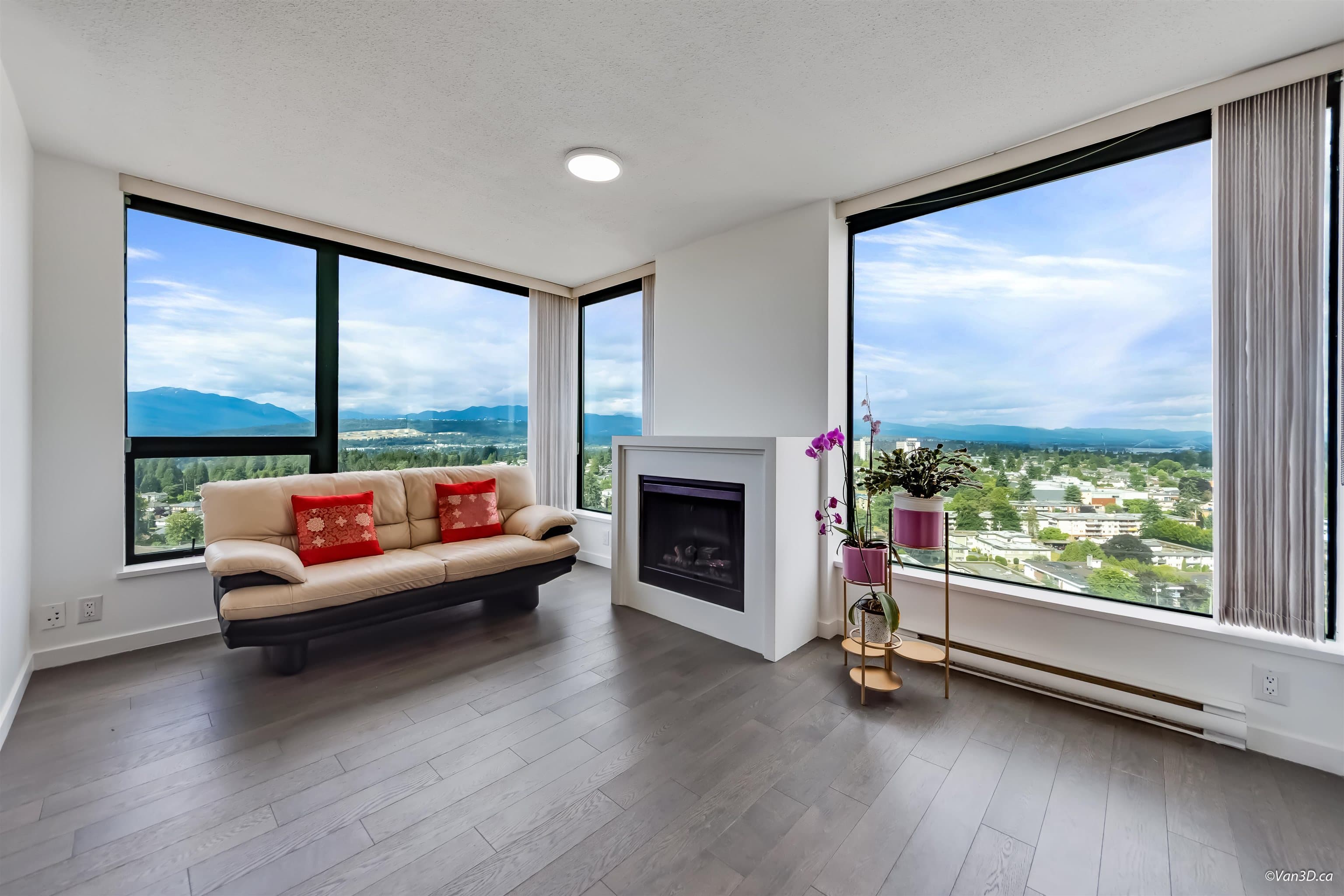 1907 - 7178 Collier Street, Burnaby