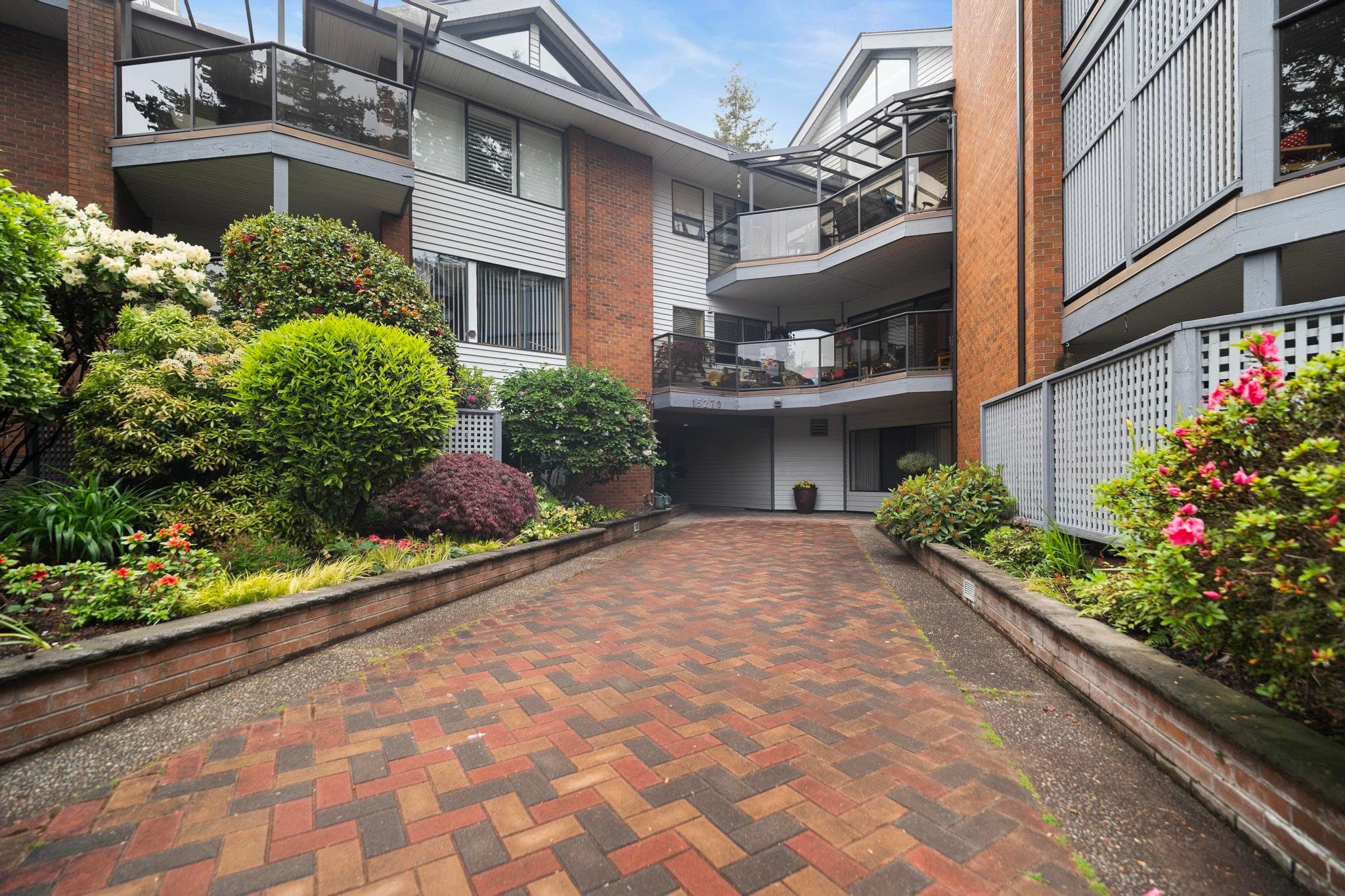 106 - 15270 17 Avenue, Surrey
