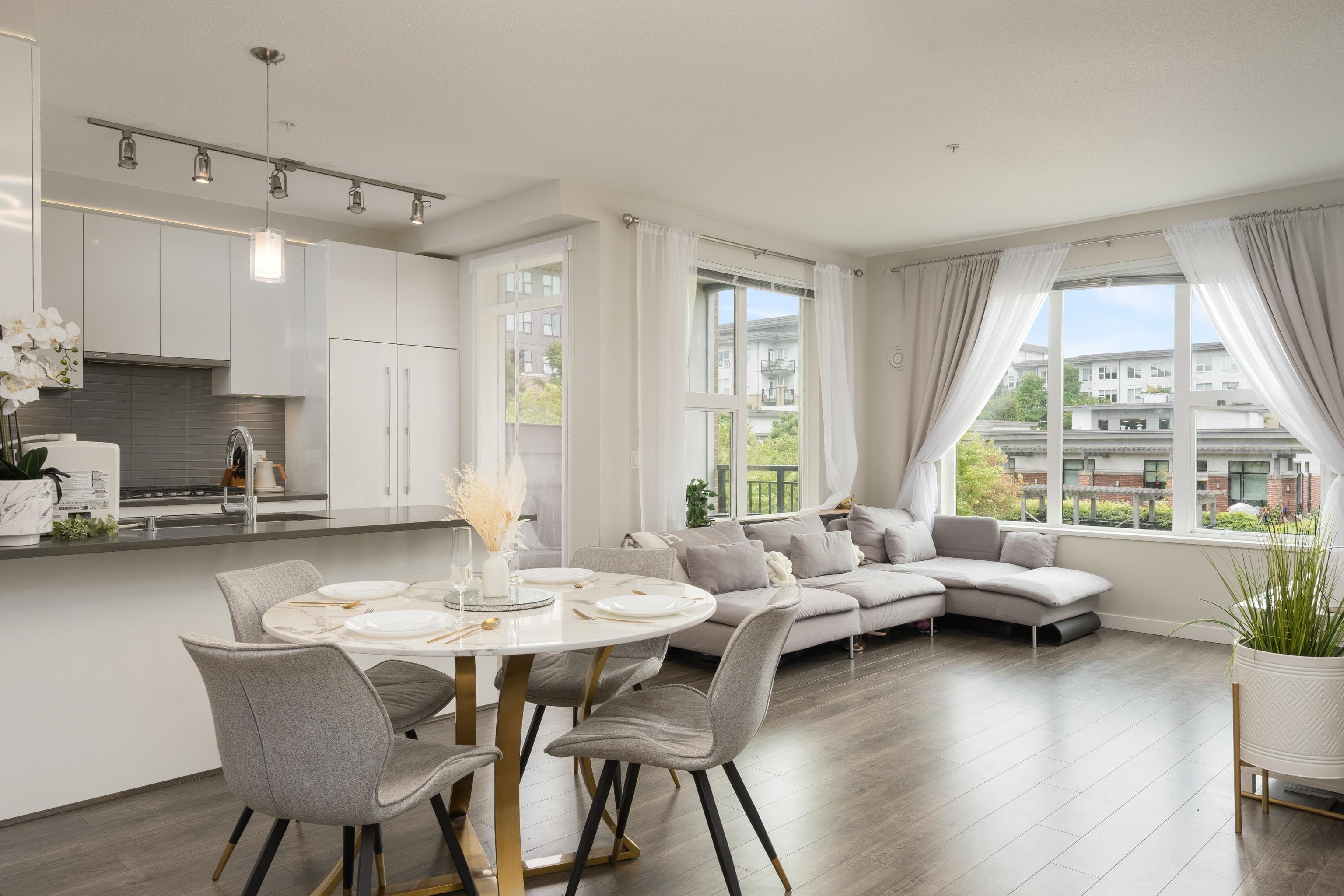 215 - 9388 Tomicki Avenue, Richmond