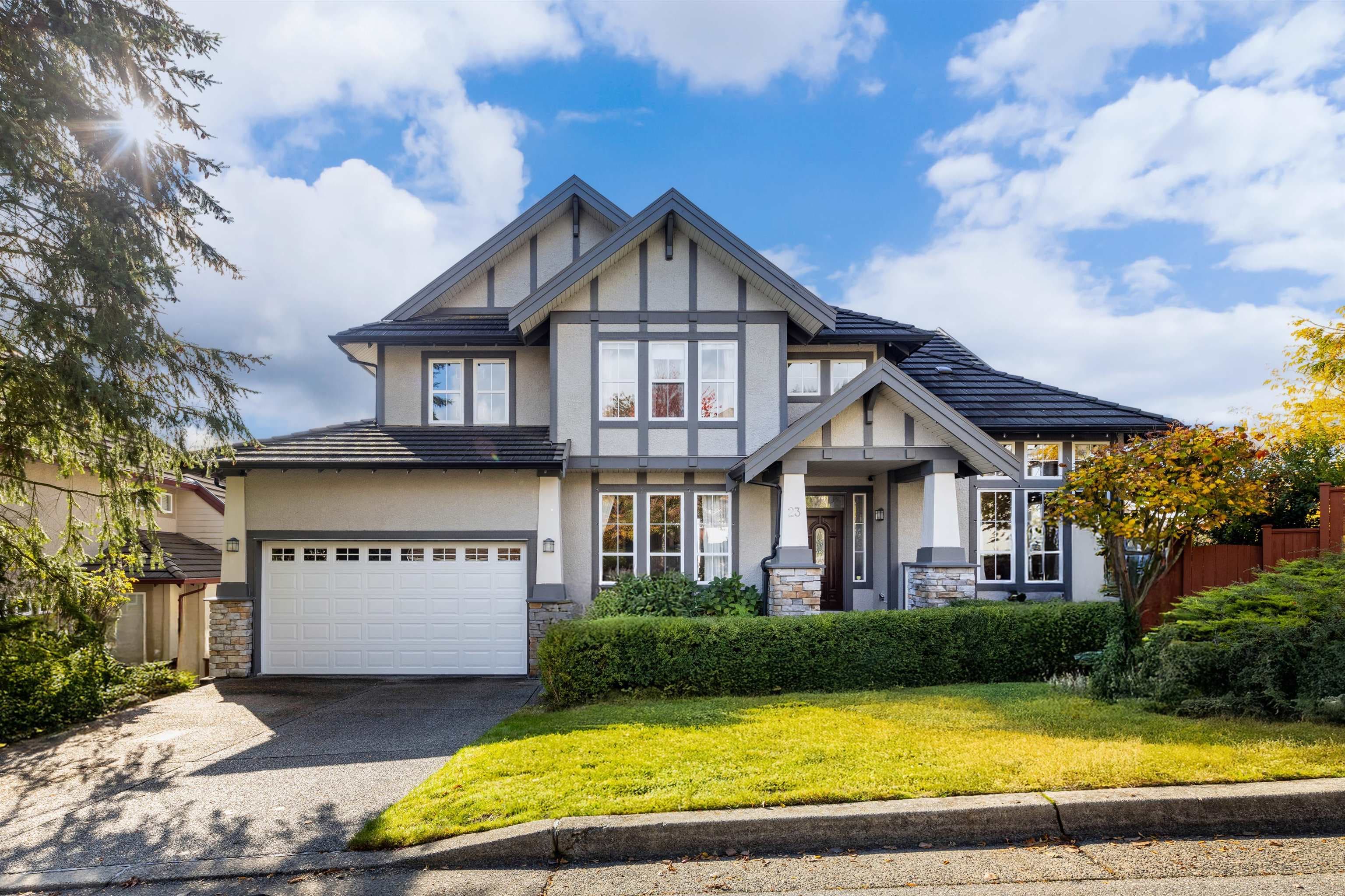 23 Fernway Drive, Port Moody