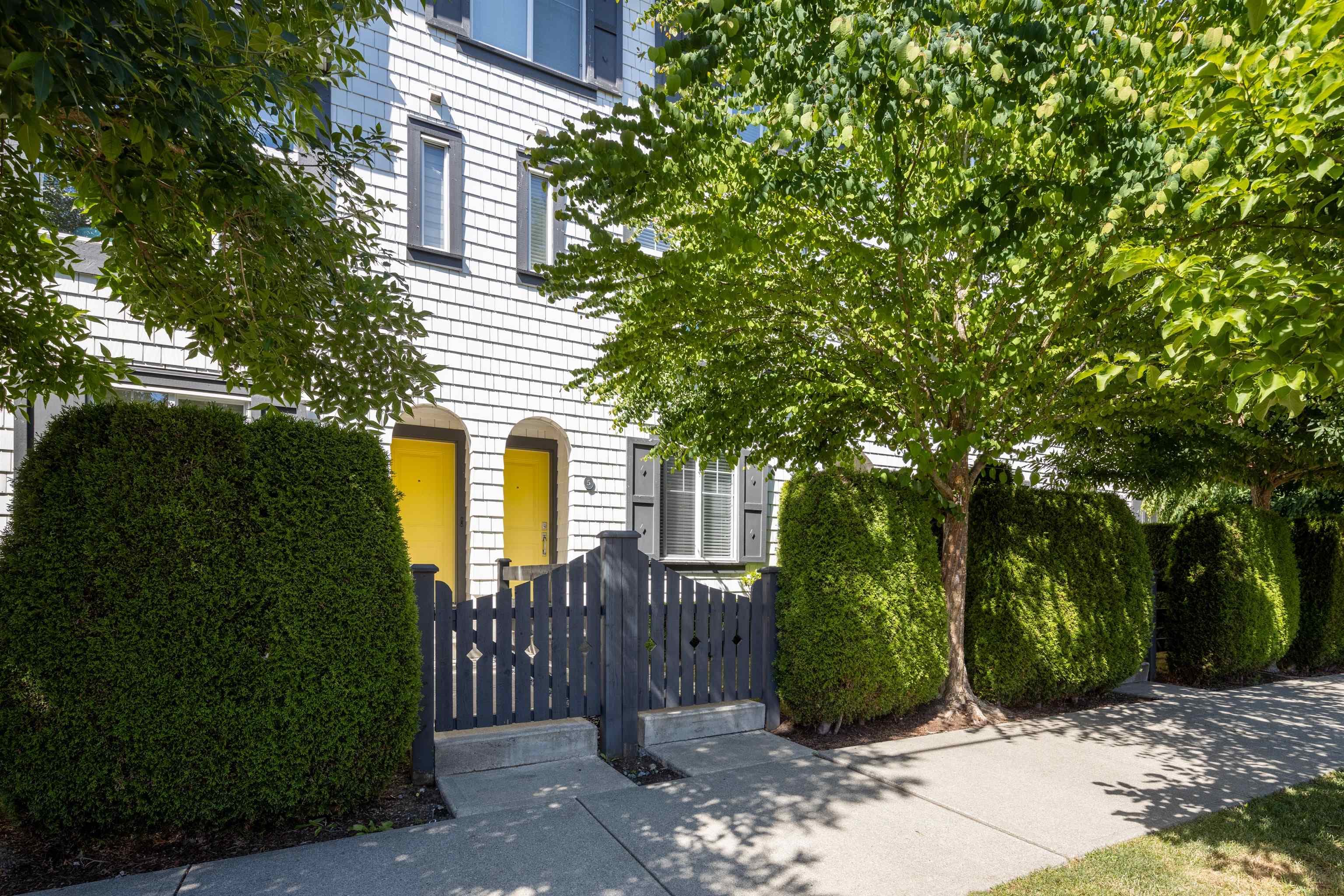 5 - 16357 15 Avenue, Surrey