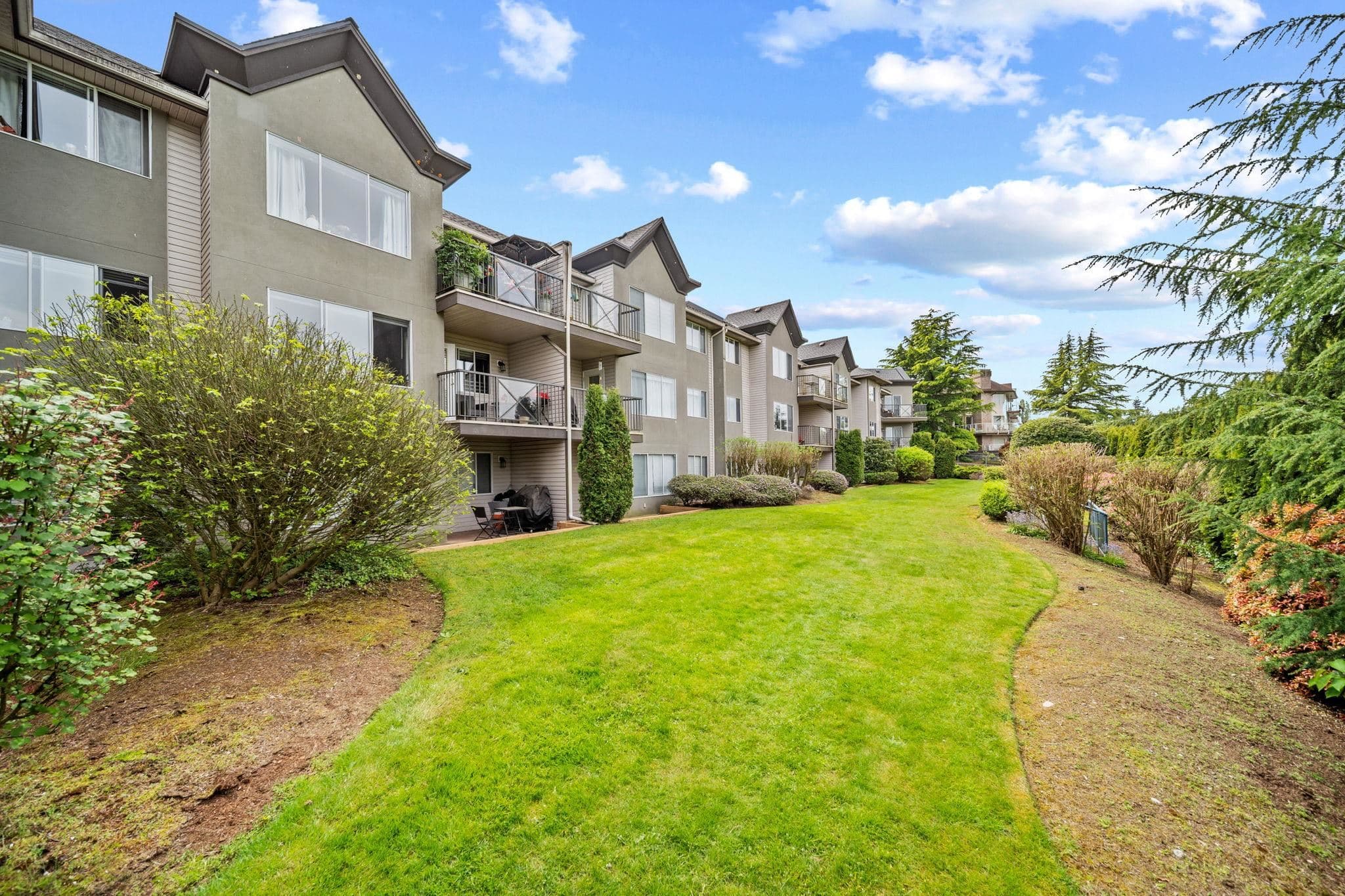 219 - 32725 George Ferguson Way, Abbotsford, V2T 5M5 — photo 2