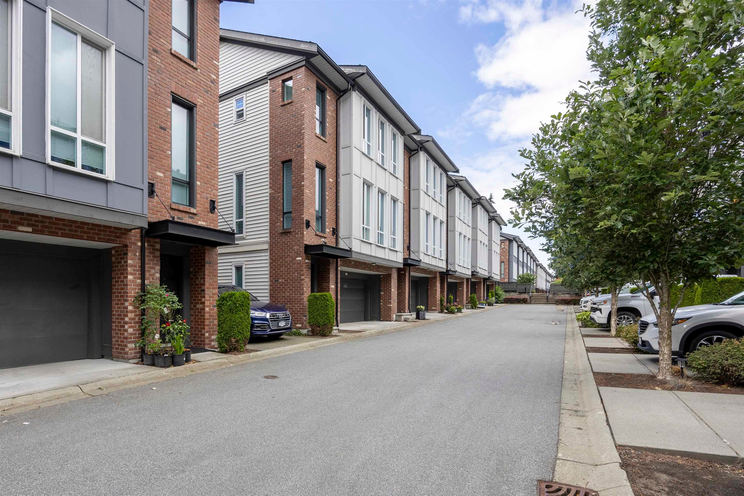 70 - 15898 27 Avenue, Surrey