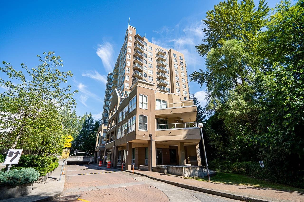 1508 - 9830 Whalley Boulevard, Surrey