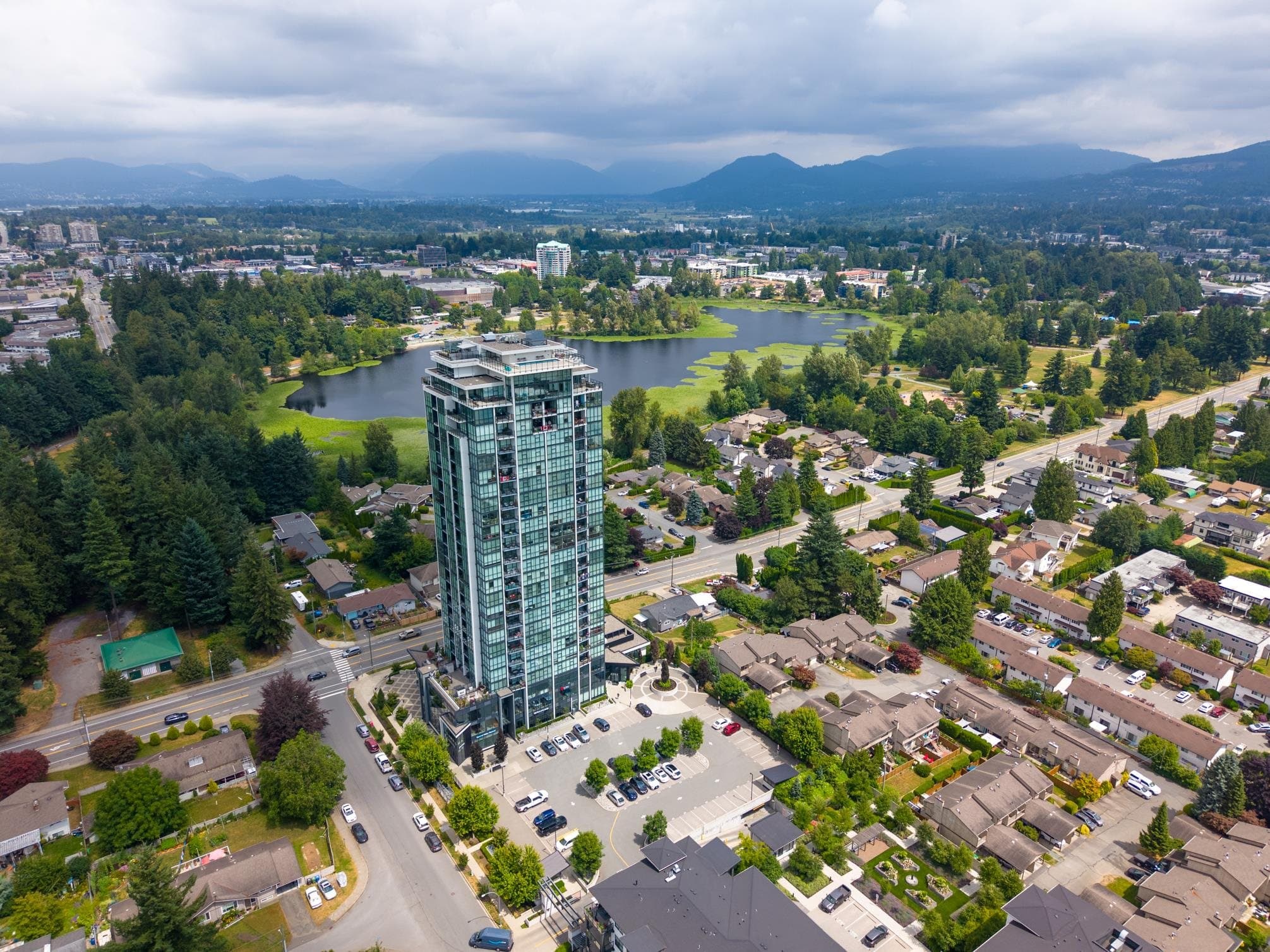 1201 - 2180 Gladwin Road, Abbotsford, V2S 0H4 — photo 1