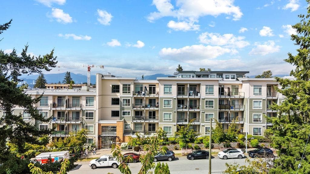 328 - 13789 107a Avenue, Surrey