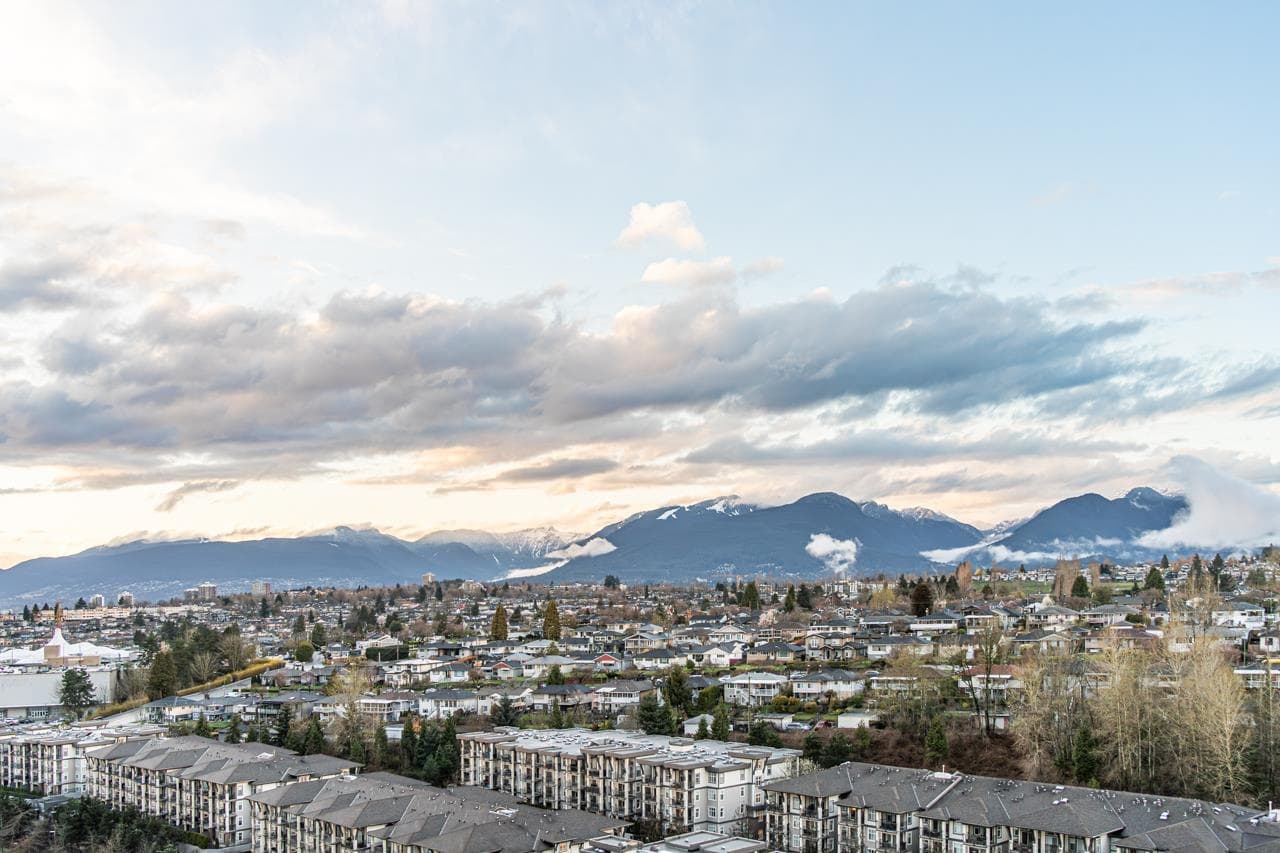 2505 - 4890 Lougheed Highway, Burnaby