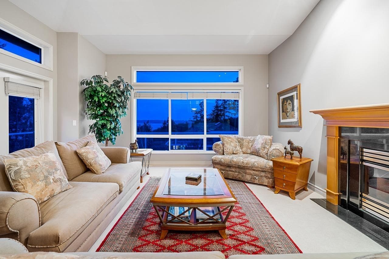 4751 Headland Drive, West Vancouver, V7W 3H6 — photo 3