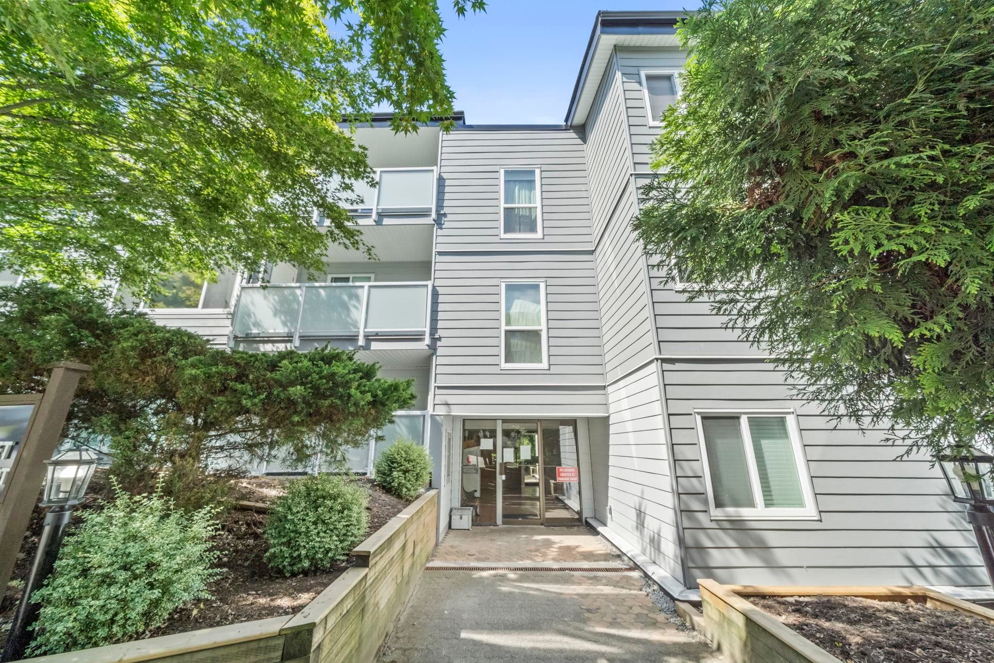 204 - 3883 Laurel Street, Burnaby