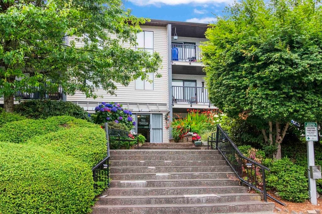 306 - 9952 149 Street, Surrey