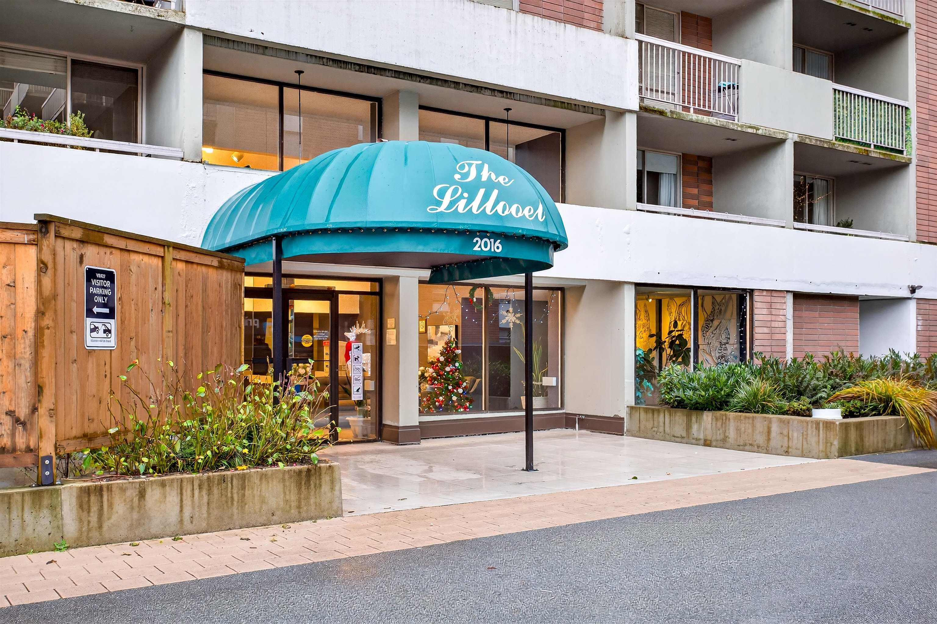 1306 - 2016 Fullerton Avenue, North Vancouver, V7N 3E9 — photo 2