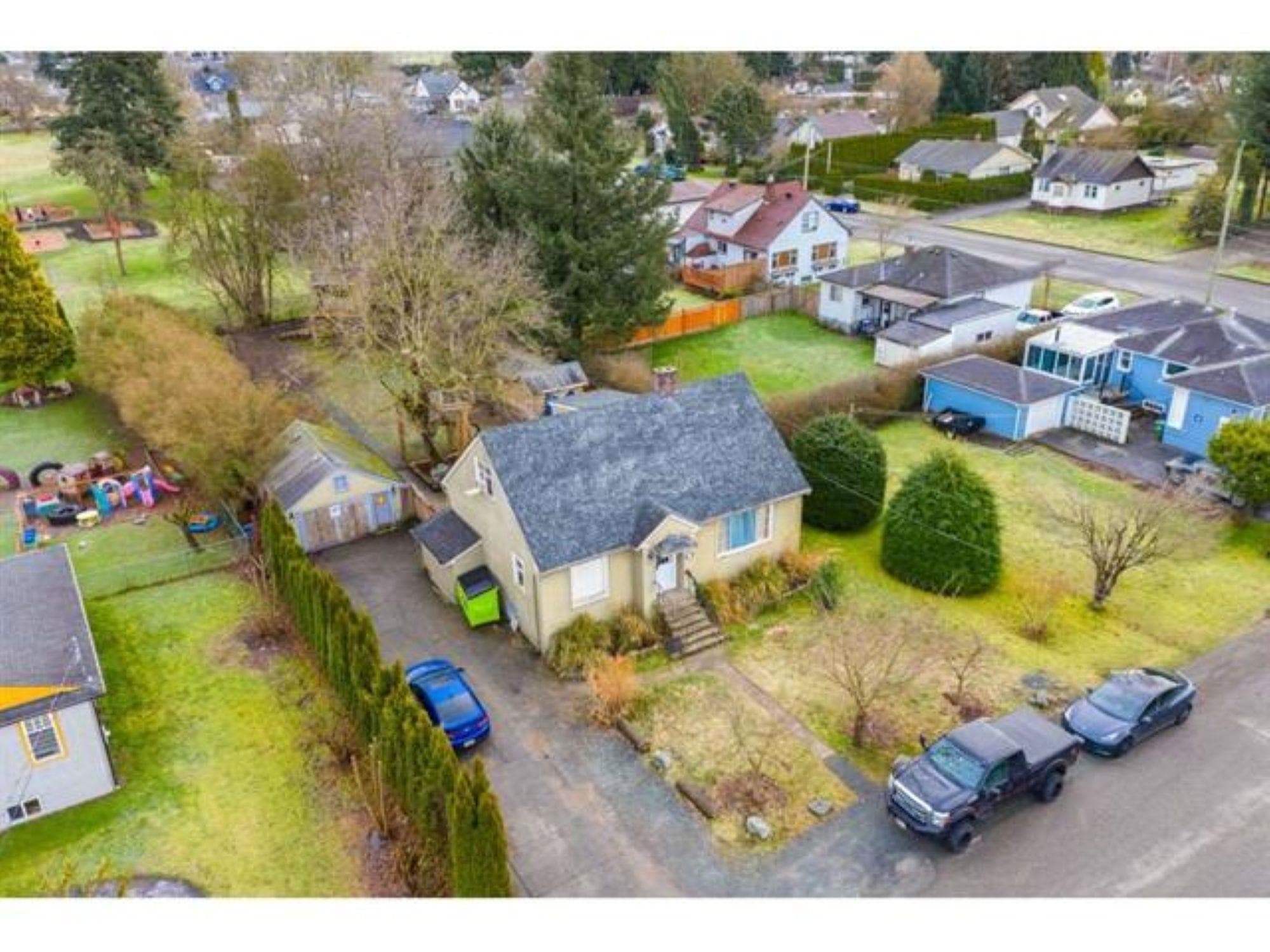 9754 Oak Street, Chilliwack