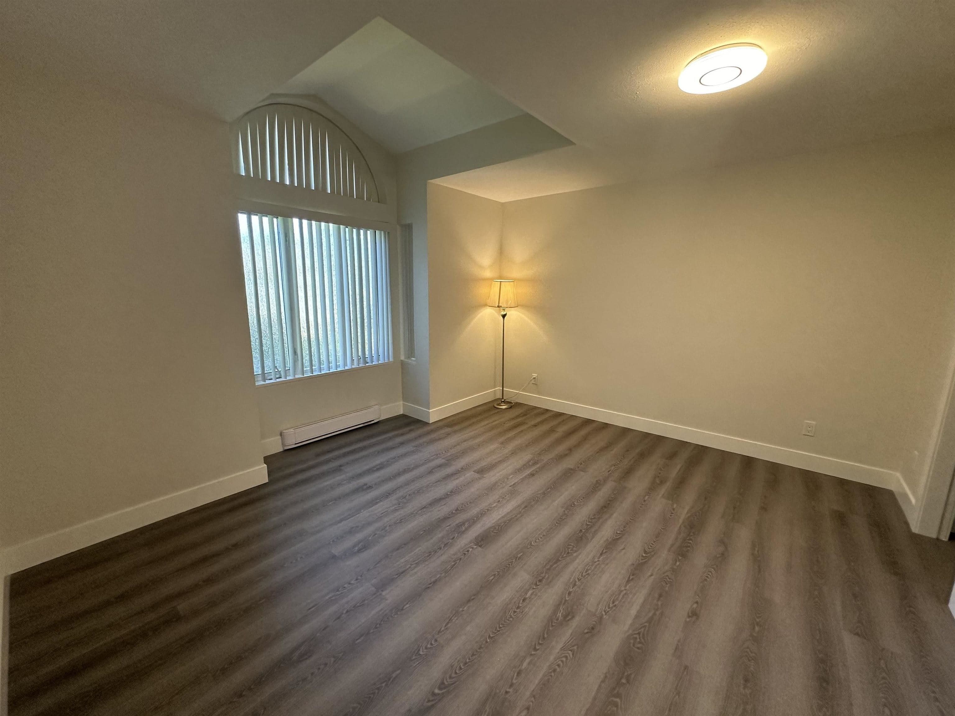 4987 Laurel Avenue, Sechelt, V7Z 0B9 — photo 5
