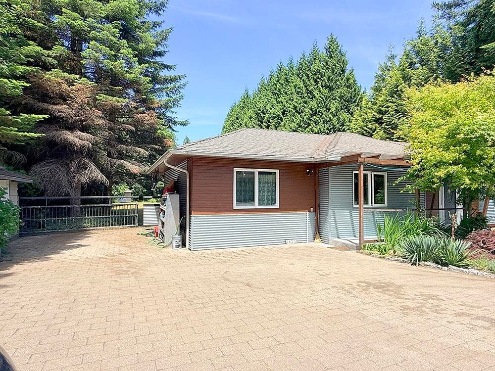 2625 East Road, Anmore, V3H 5G9 — photo 2