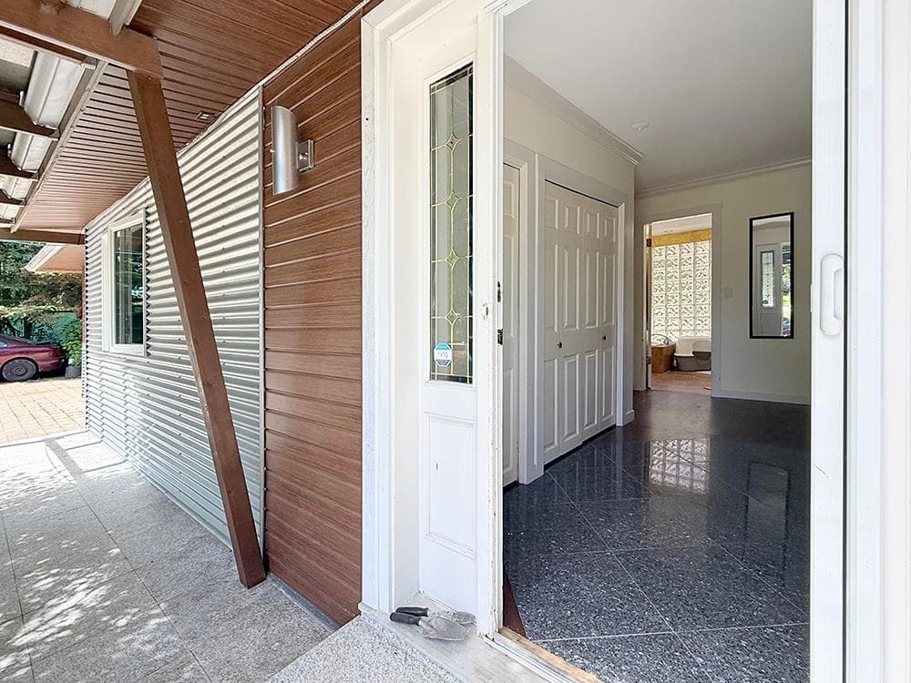 2625 East Road, Anmore, V3H 5G9 — photo 4