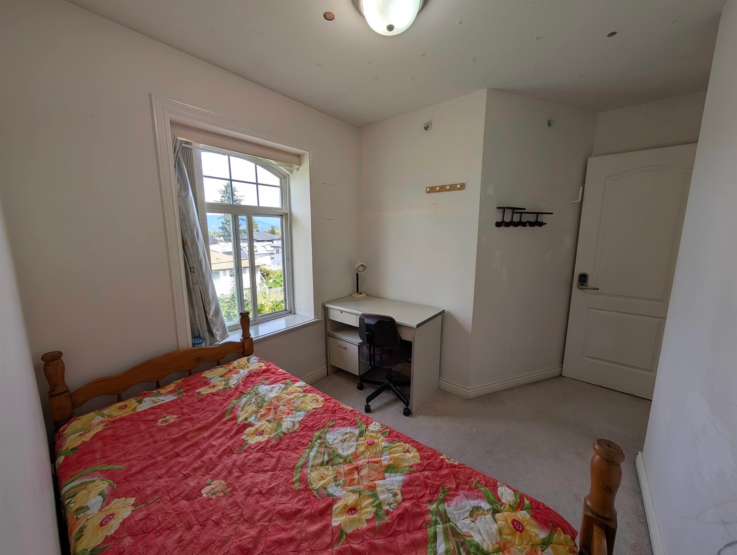 ROOMS in SHARED - 4XXX Reid Street, Vancouver, V5R 3Y6 — photo 2