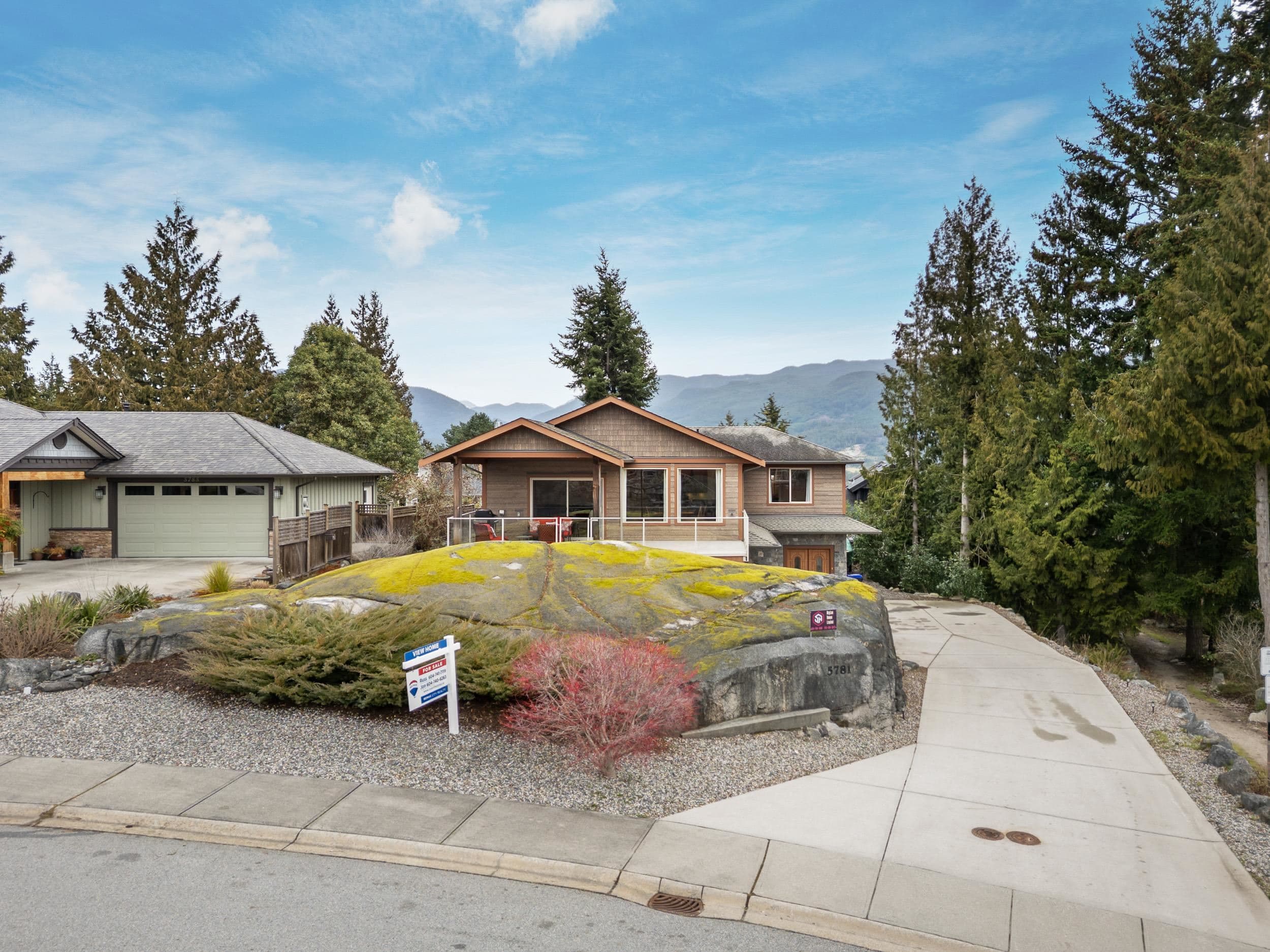 5781 Genni's Way, Sechelt, V7Z 0N8 — photo 2