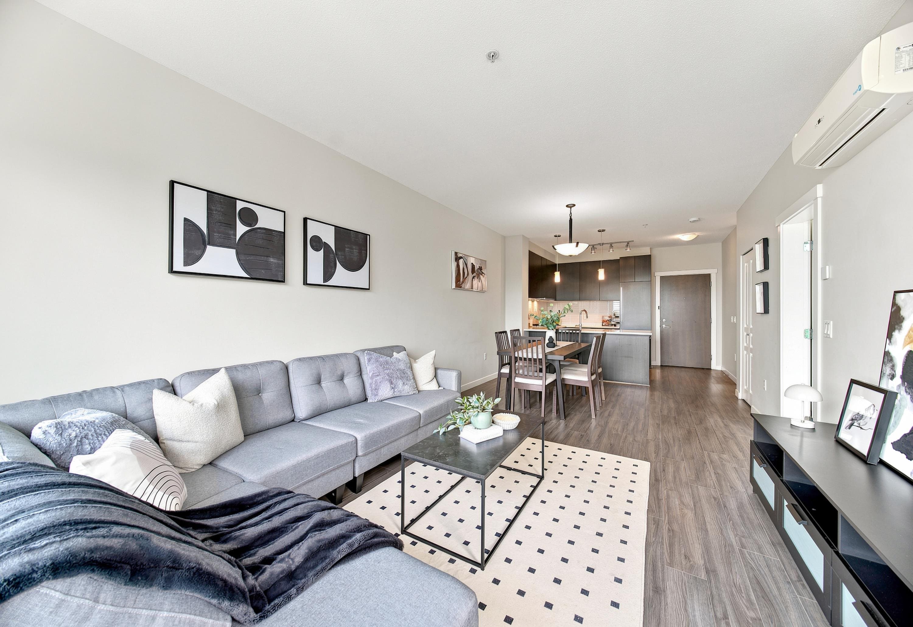 613 - 9399 Alexandra Road, Richmond