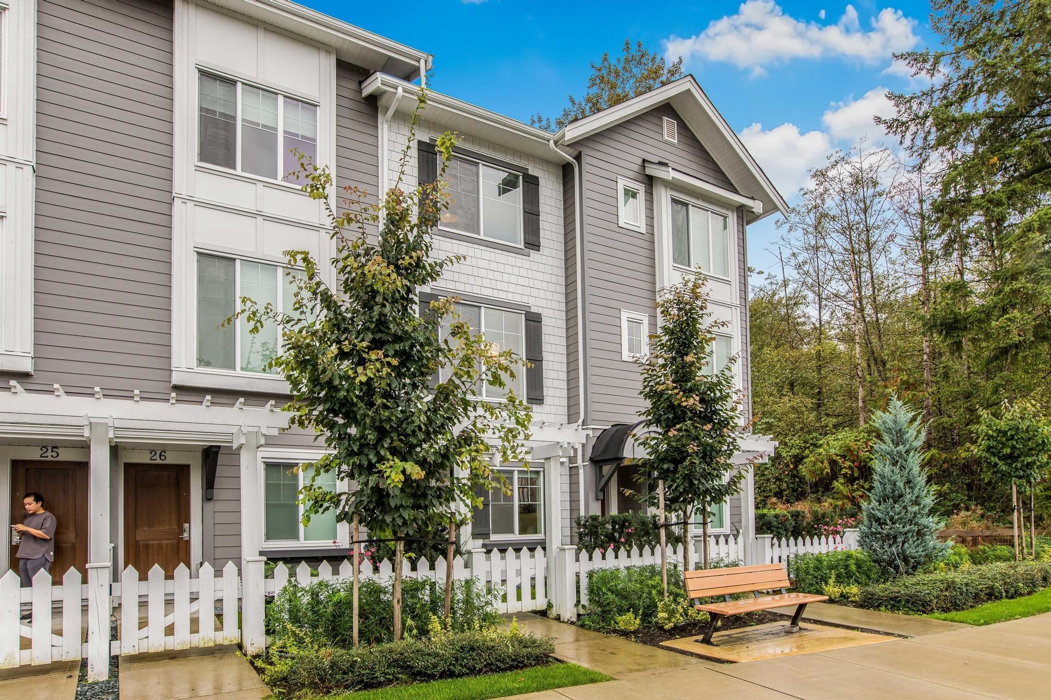 27 - 7919 204b Street, Langley