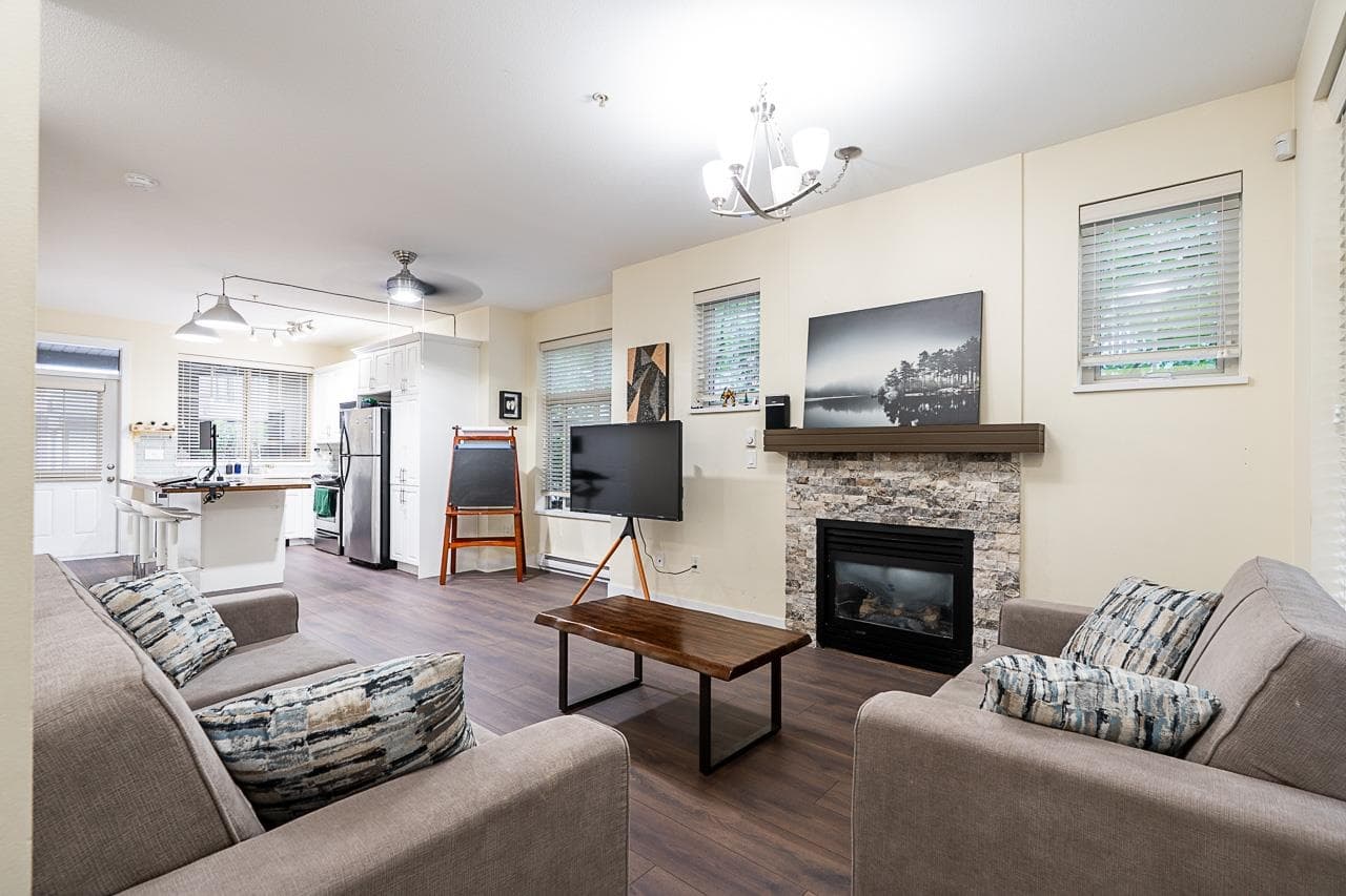 27 - 19478 65 Avenue, Surrey