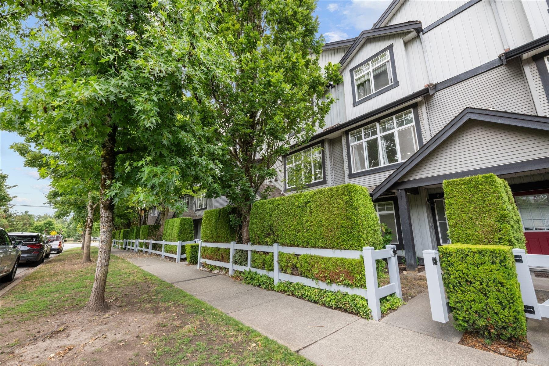8 - 18839 69 Avenue, Surrey