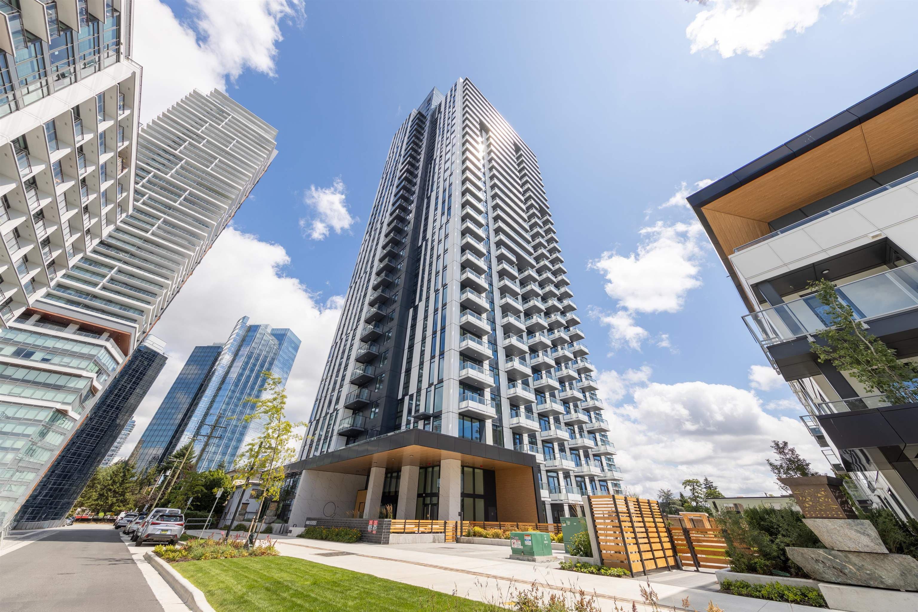 2810 - 6608 Sussex Avenue, Burnaby