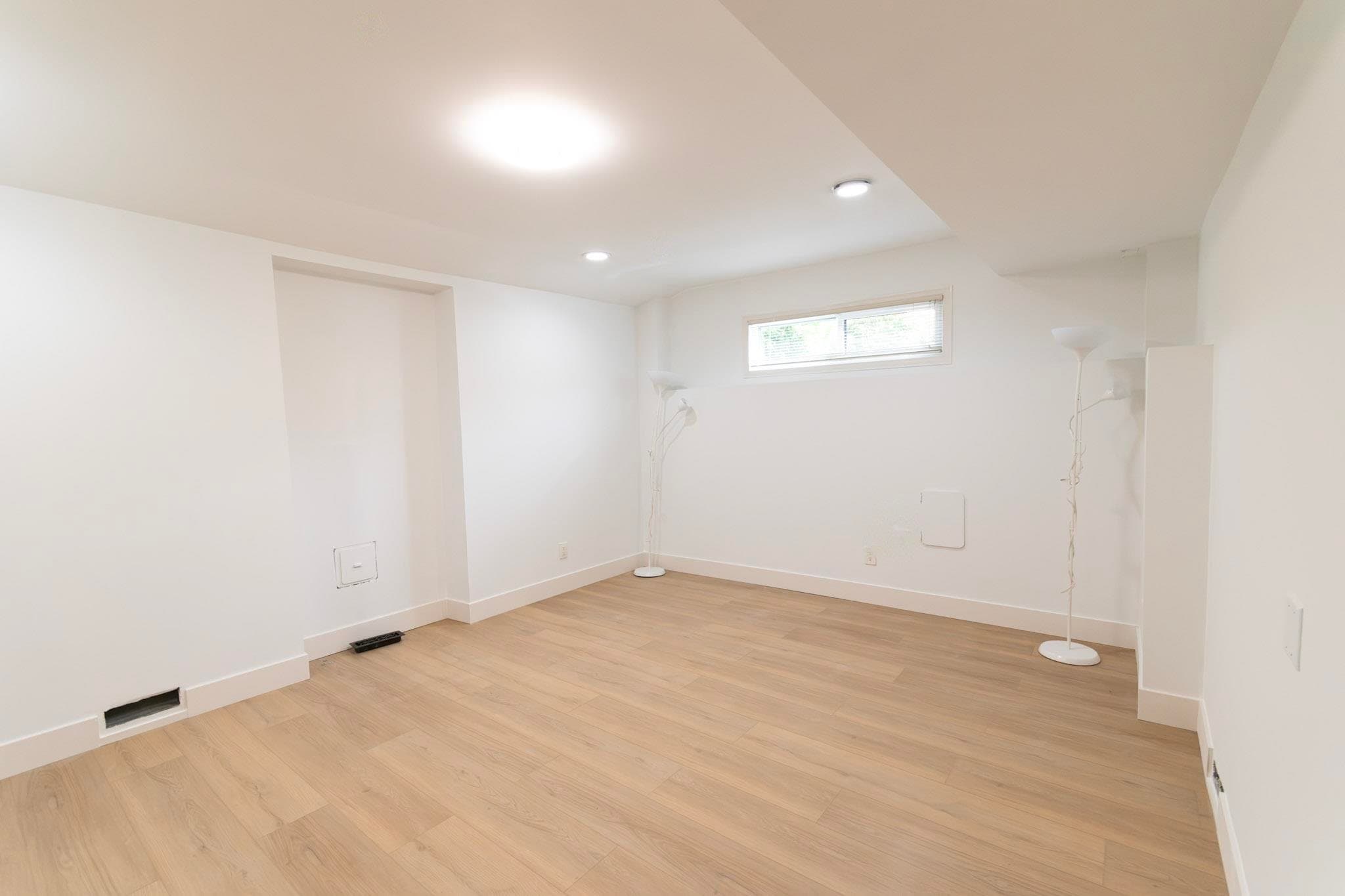 1410 Lansdowne Drive, Coquitlam, V3E 1Y4 — photo 5