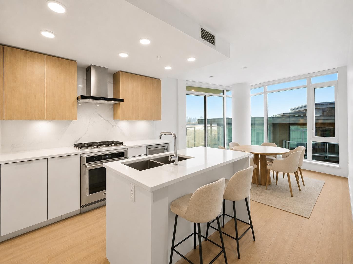 407 - 7769 Park Crescent, Burnaby