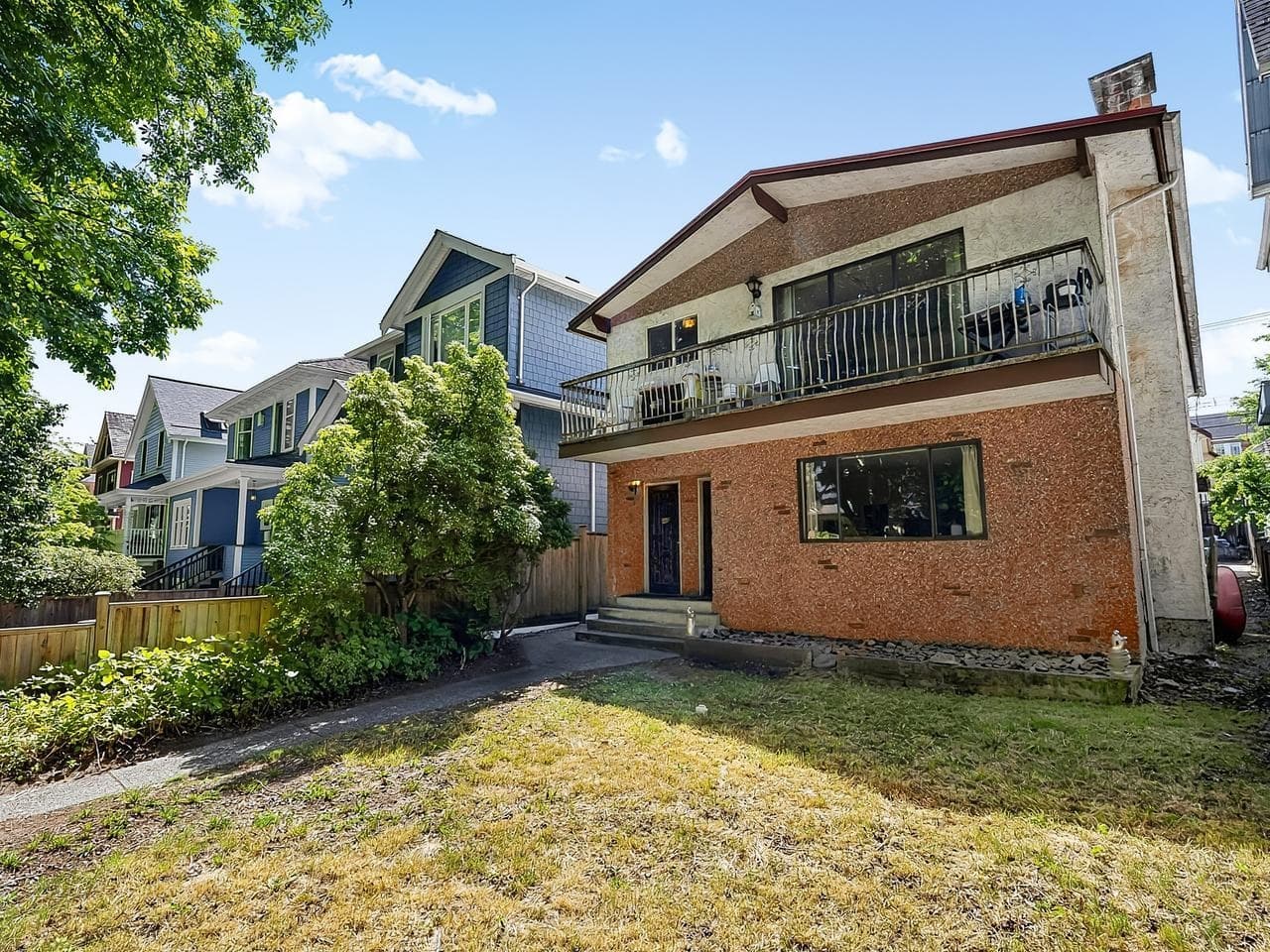 442 E 10th Avenue, Vancouver, V5T 2A1 — photo 1