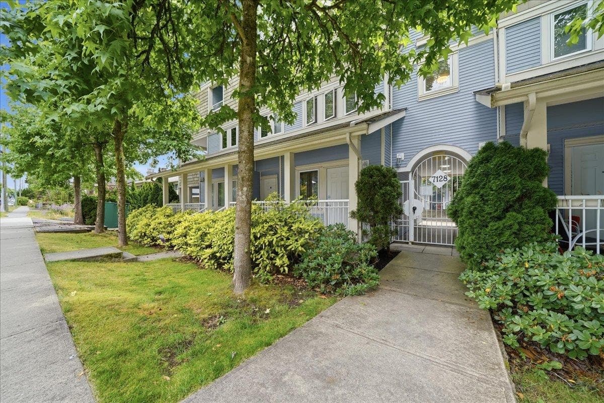 1 - 7128 17th Avenue, Burnaby, V3N 1K7 — photo 3