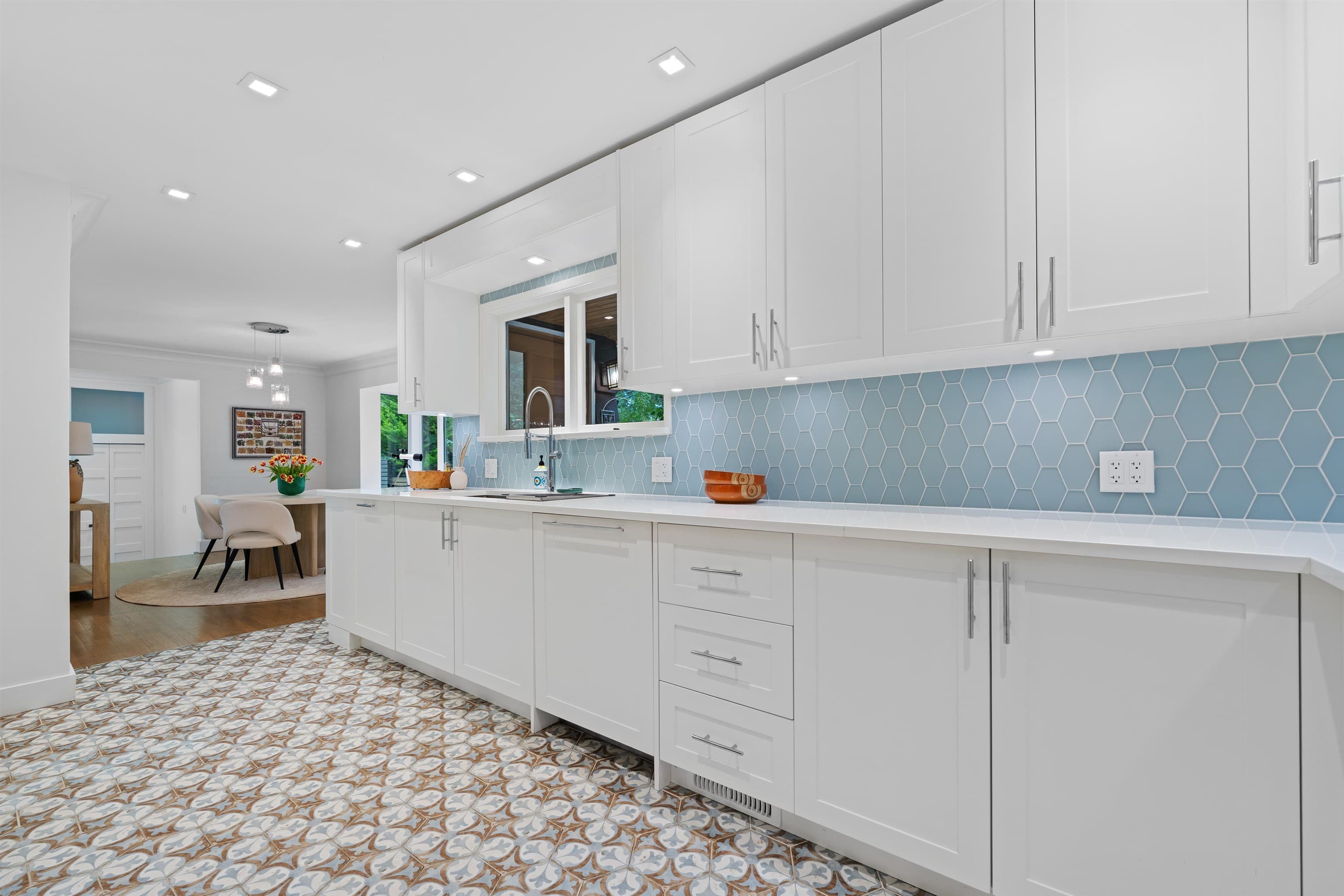 4411 Stone Crescent, West Vancouver, V7W 1B8 — photo 5