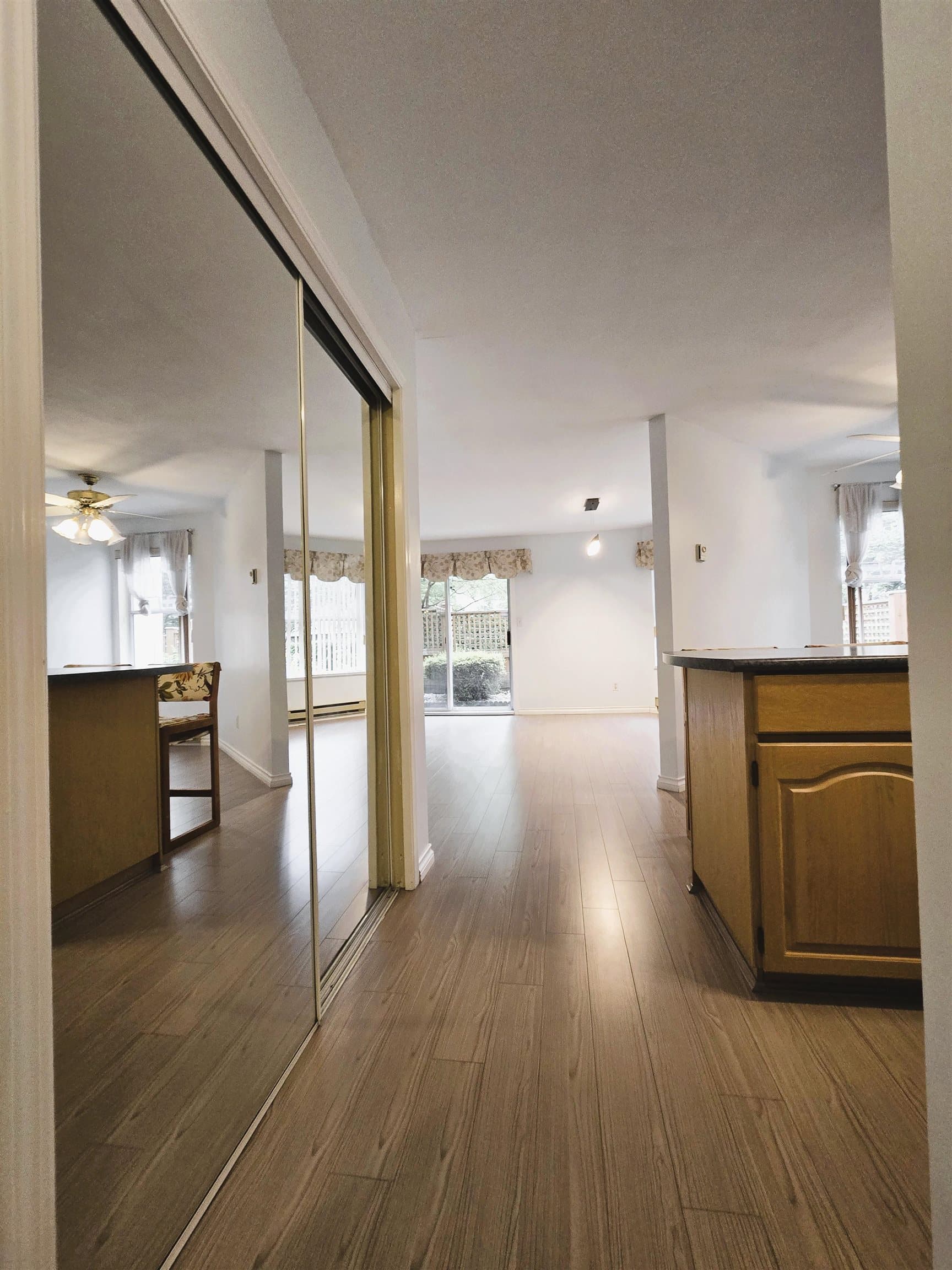 101 - 5565 Barker Avenue, Burnaby, V5H 2N8 — photo 4