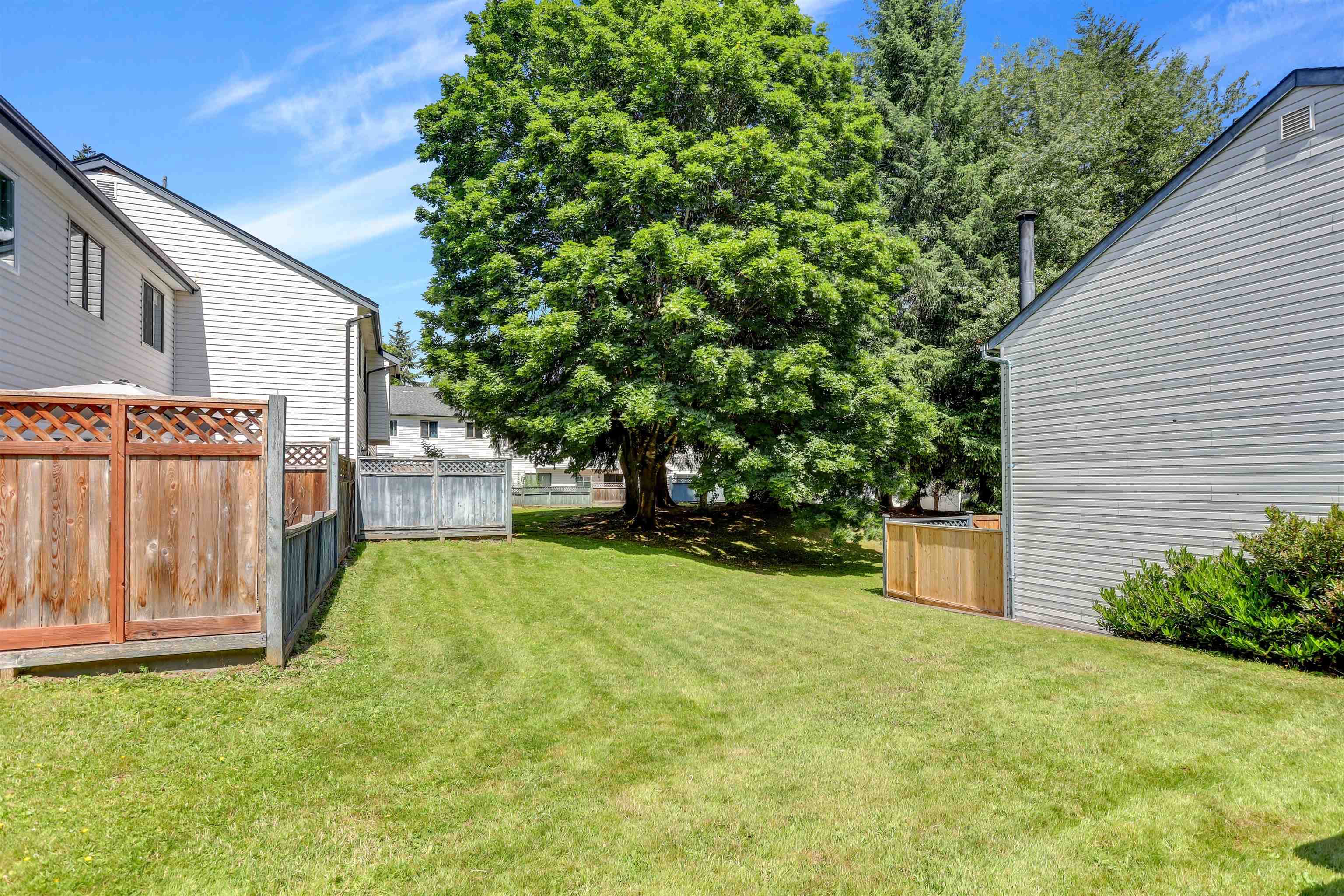 160 - 13750 67 Avenue, Surrey