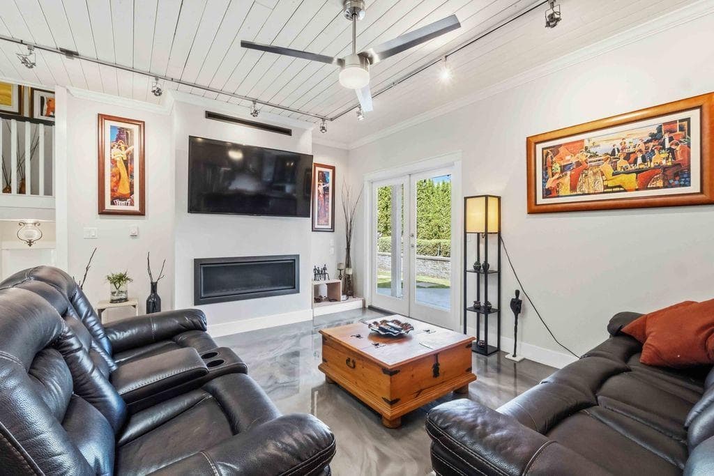 16127 8 Avenue, Surrey, V4A 8W5 — photo 4