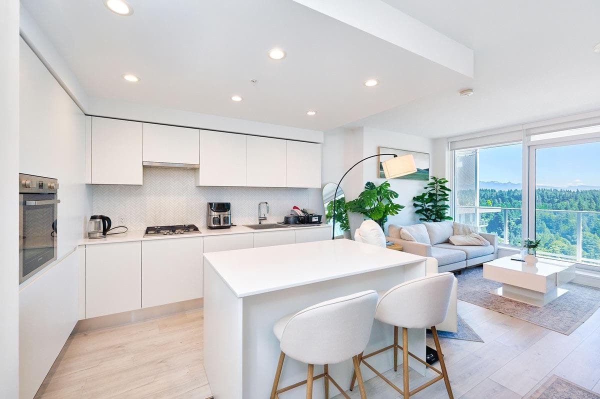 3302 - 3833 Evergreen Place, Burnaby