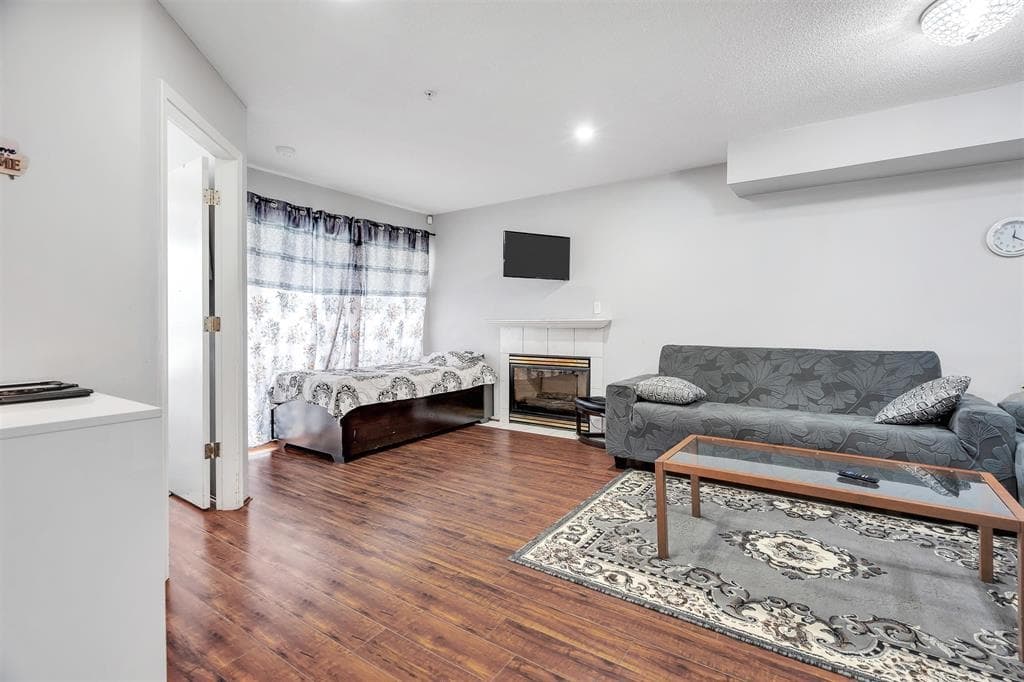 302 - 12130 80 Avenue, Surrey