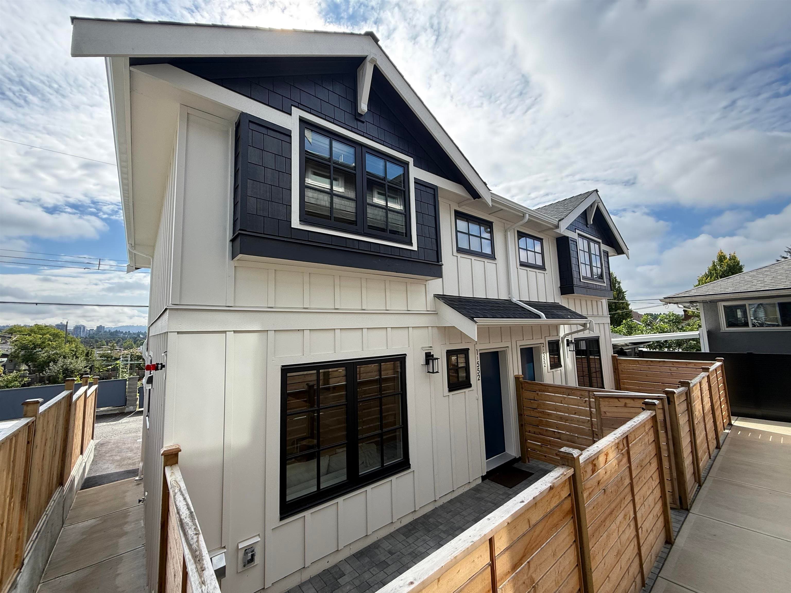 1 - 552 Kaslo Street, Vancouver