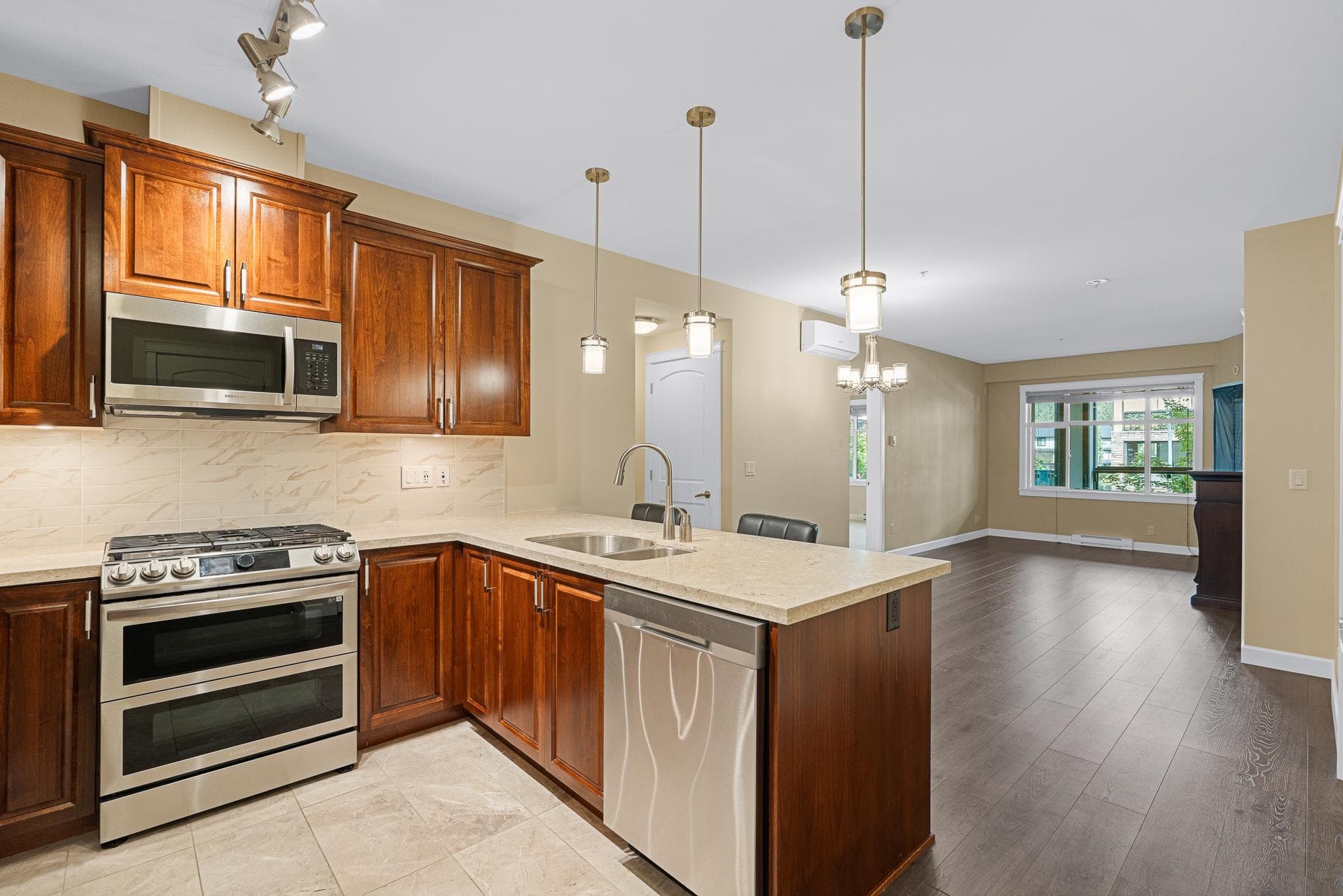 302 - 8561 203a Street, Langley, V2Y 3R1 — photo 4