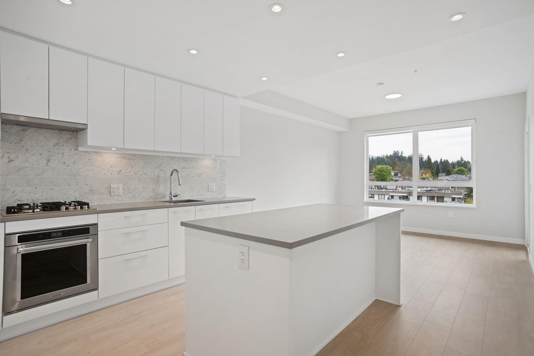 612 - 110 E 17th Street, North Vancouver
