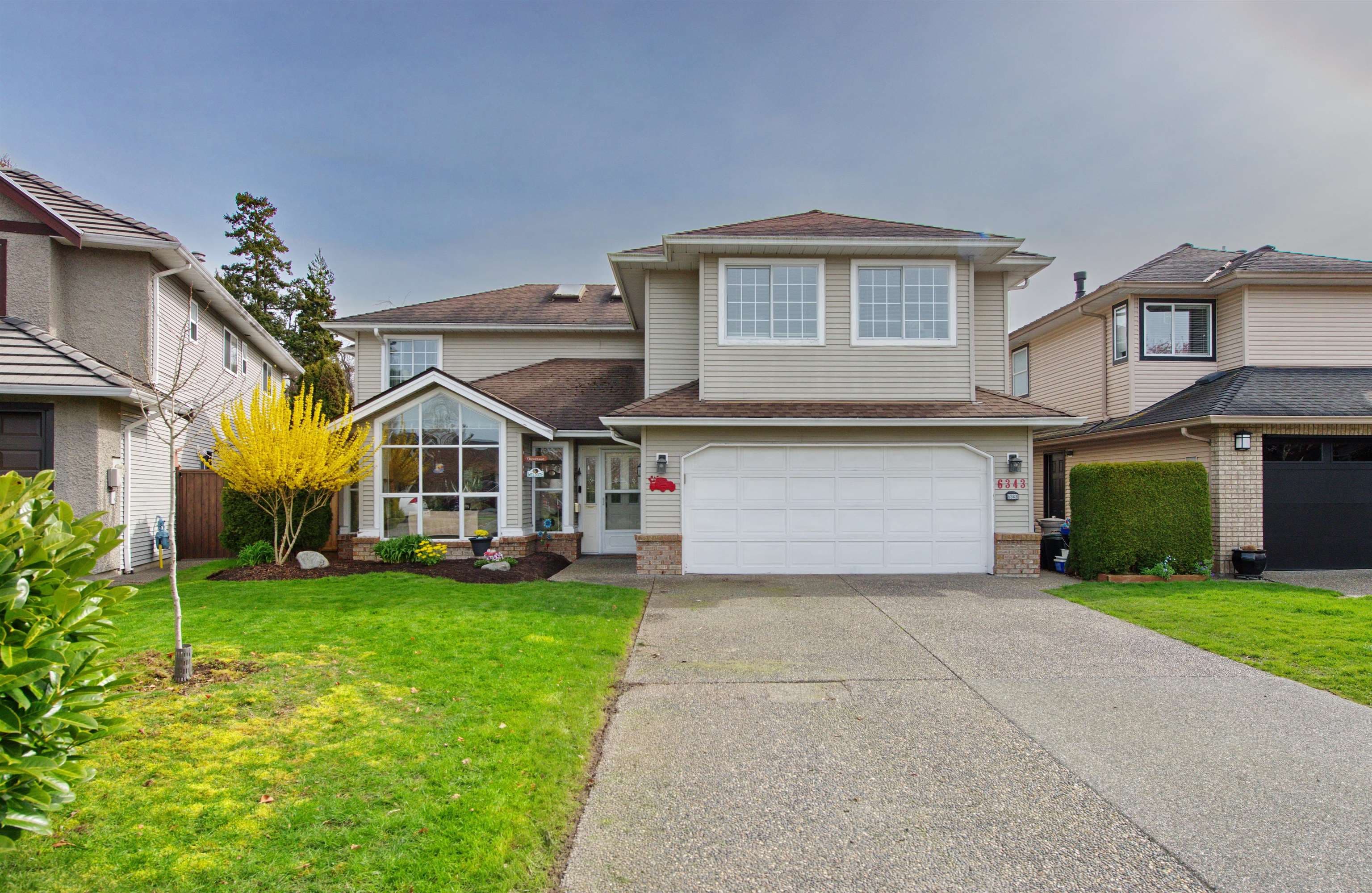 6343 Crescent Place, Delta