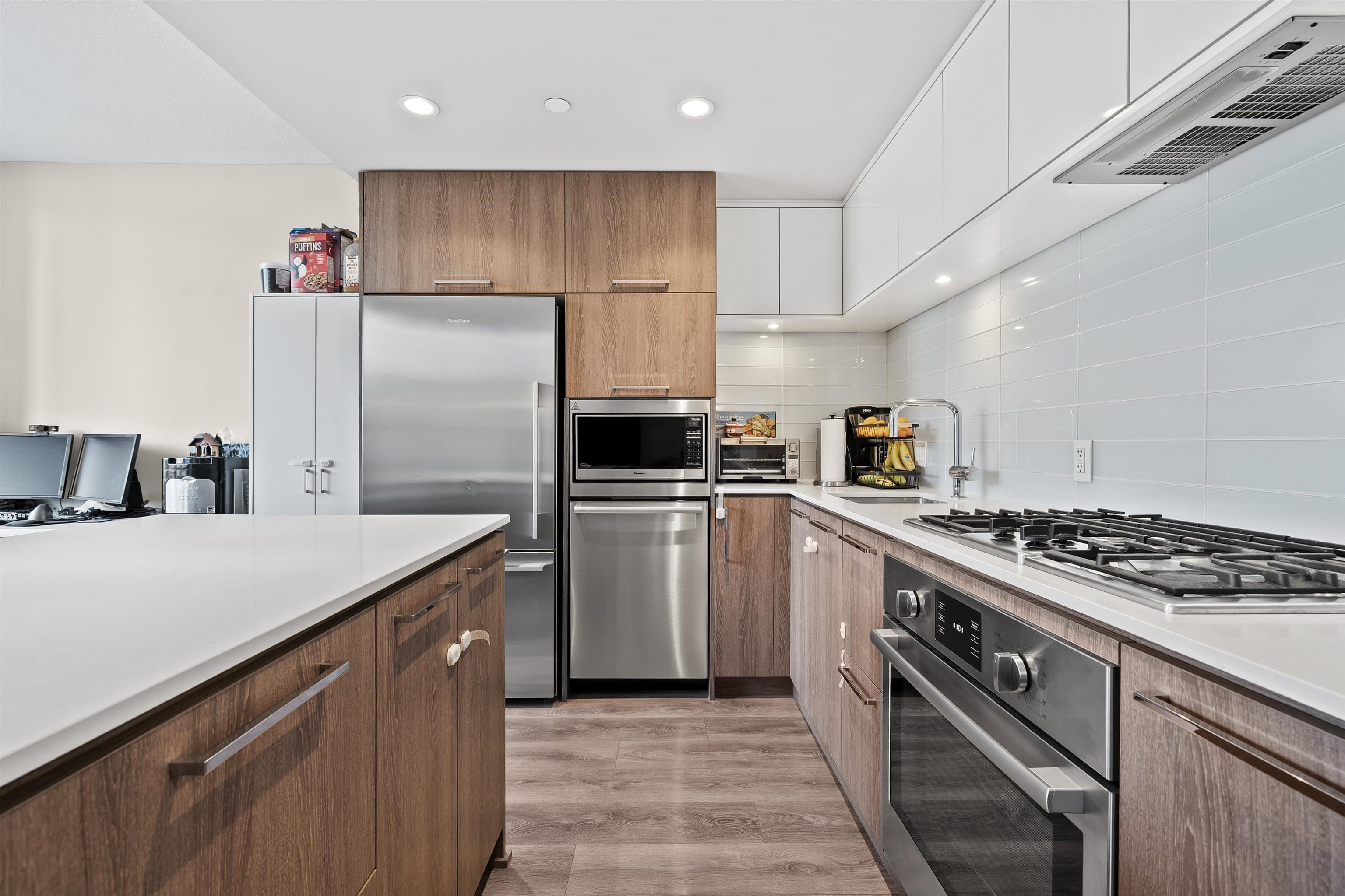 608 - 680 Seylynn Crescent, North Vancouver