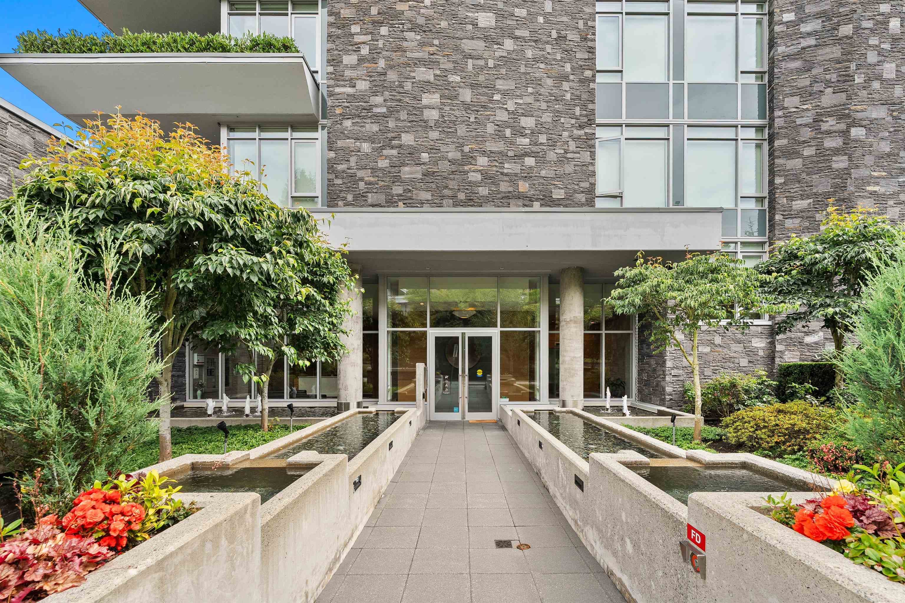 401 - 888 Arthur Erickson Place, West Vancouver, V7T 0B1 — photo 2