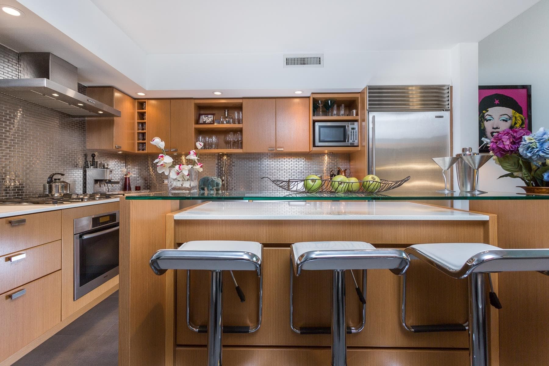 104 - 1168 Richards Street, Vancouver