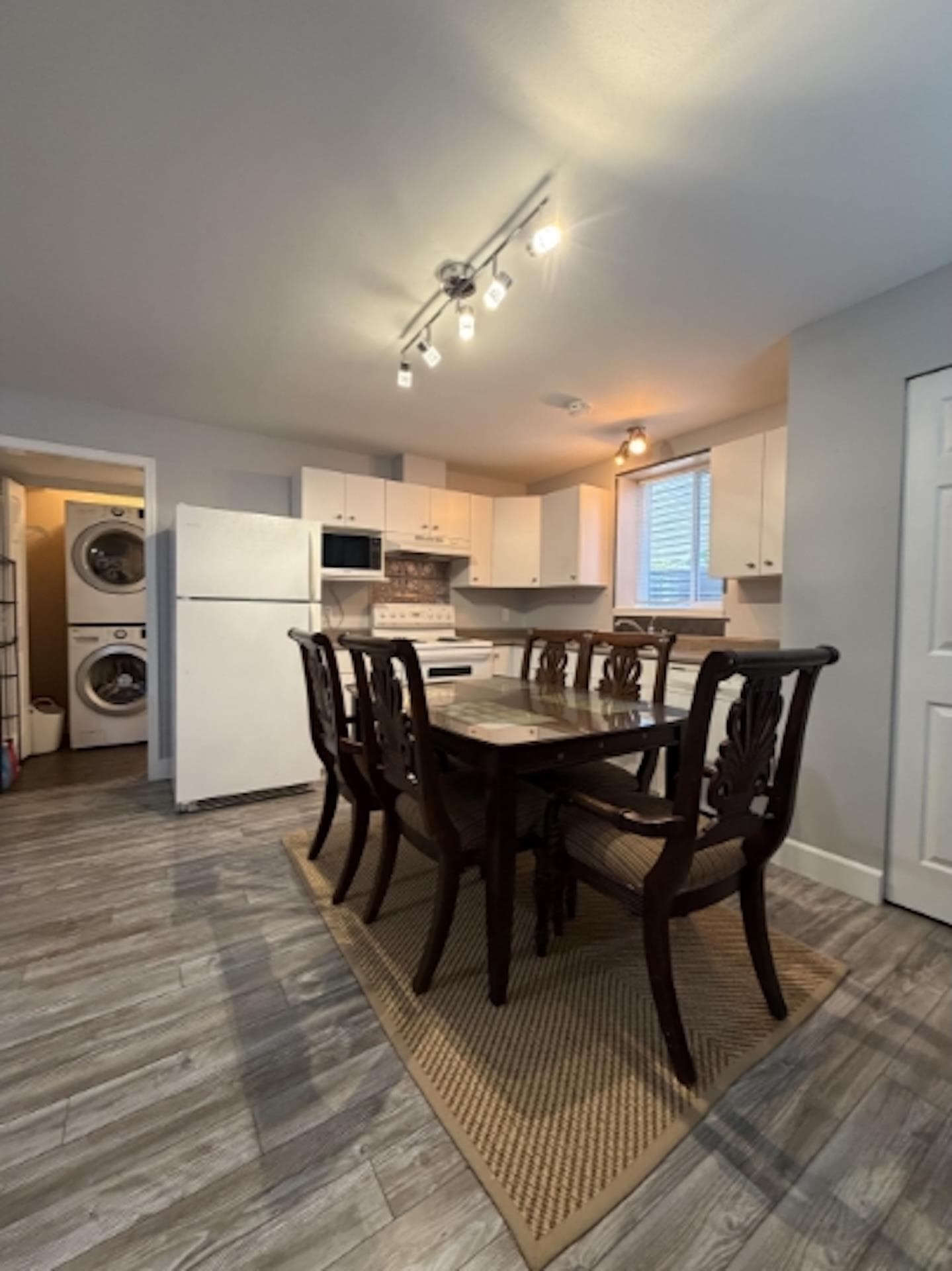 35258 Firdale Avenue, Abbotsford, V3G 3A5 — photo 2