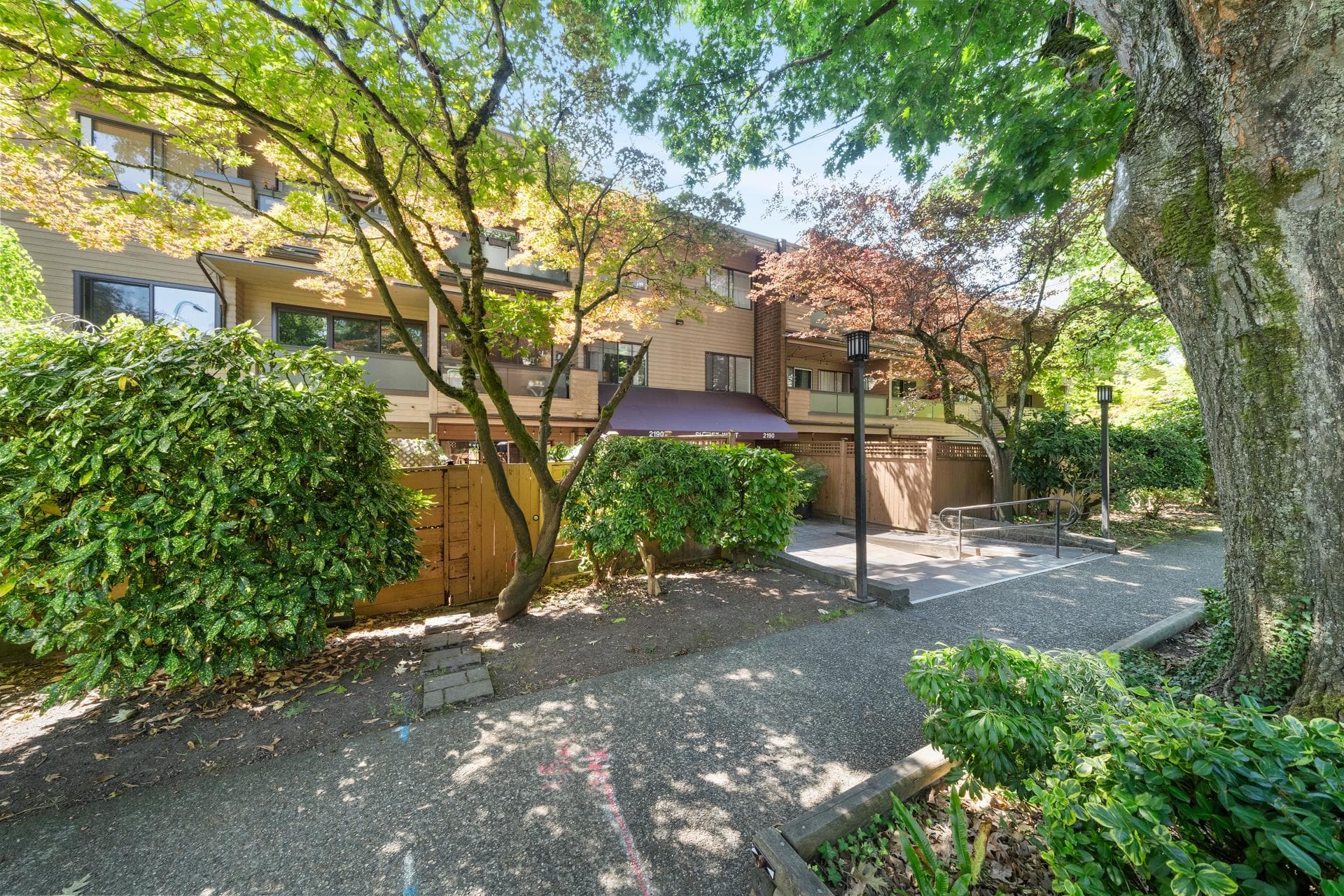 214 - 2190 W 7th Avenue, Vancouver