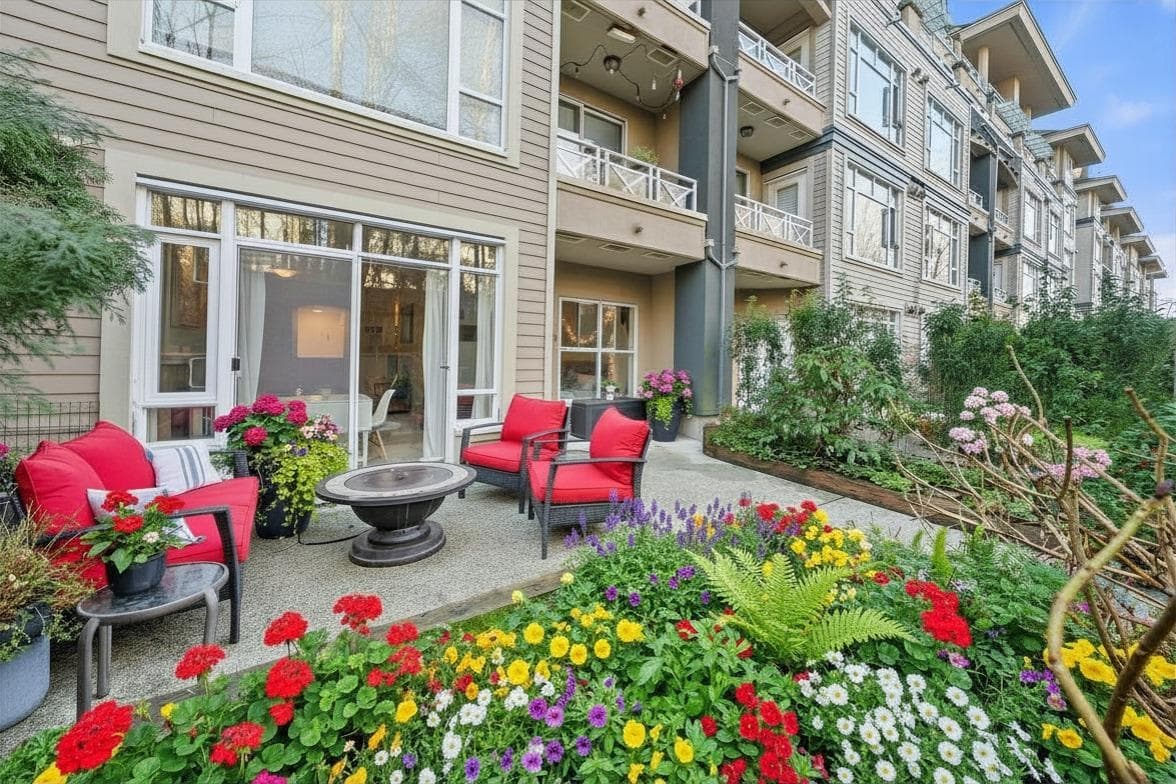215 - 3600 Windcrest Drive, North Vancouver
