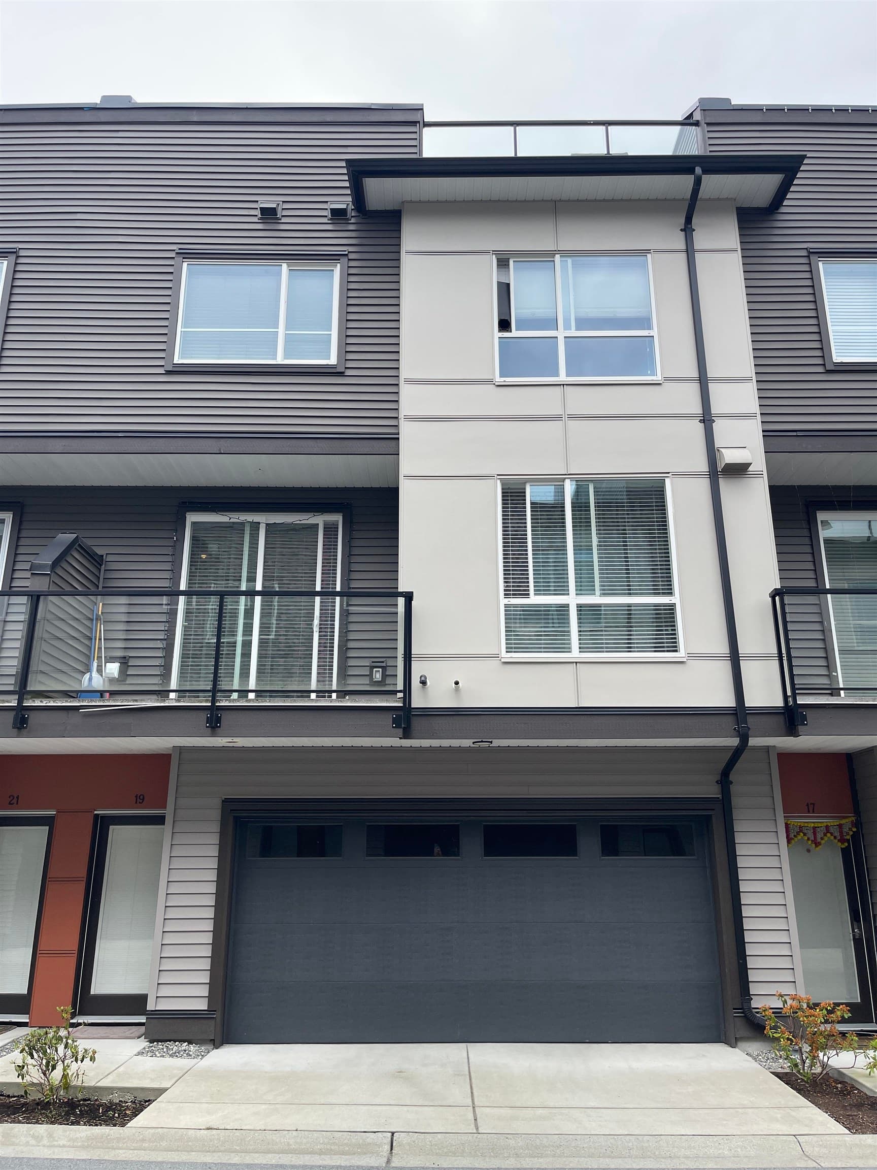 19 - 7288 188 Street, Surrey